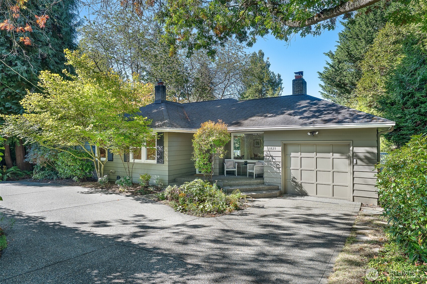 11825 8th Avenue Property Photo 1