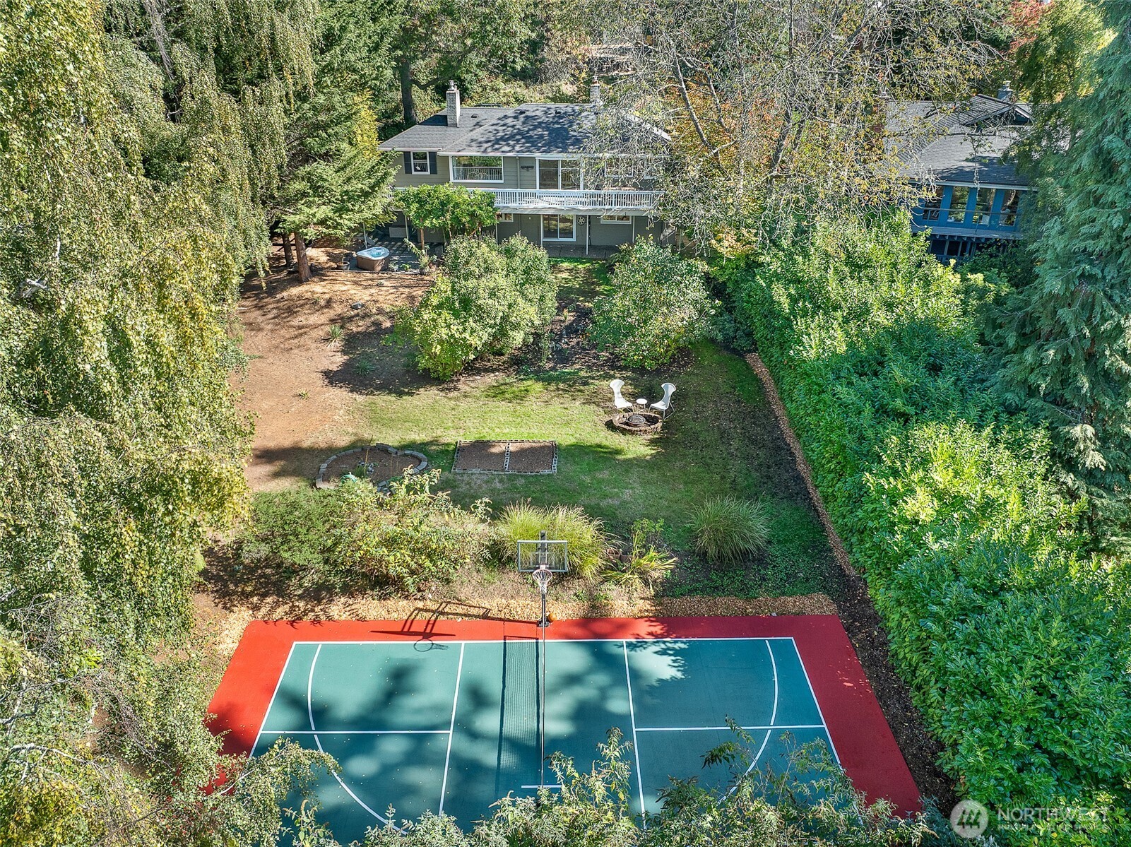 11825 8th Avenue Property Photo 3