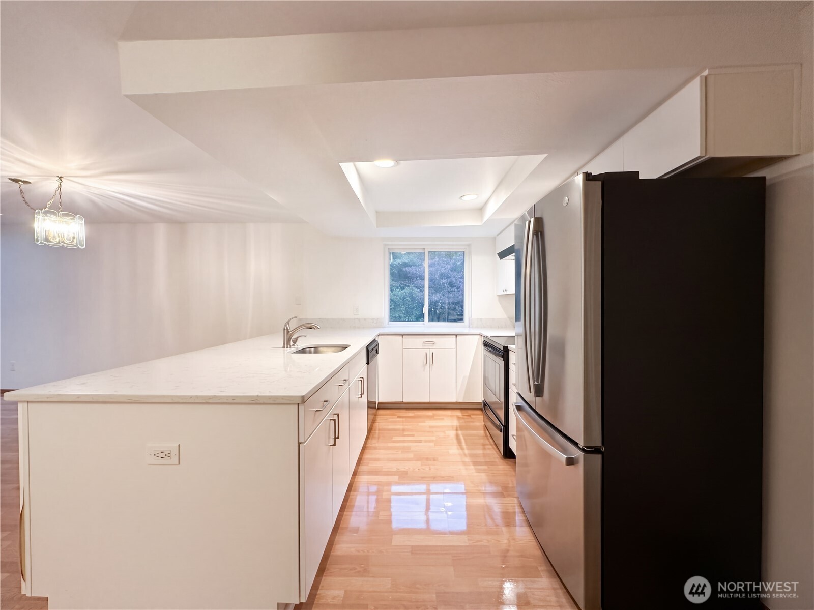 7104 36th Street Court Property Photo 2