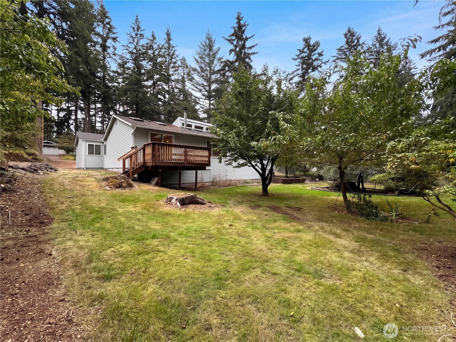 7104 36th Street Court Property Photo 5