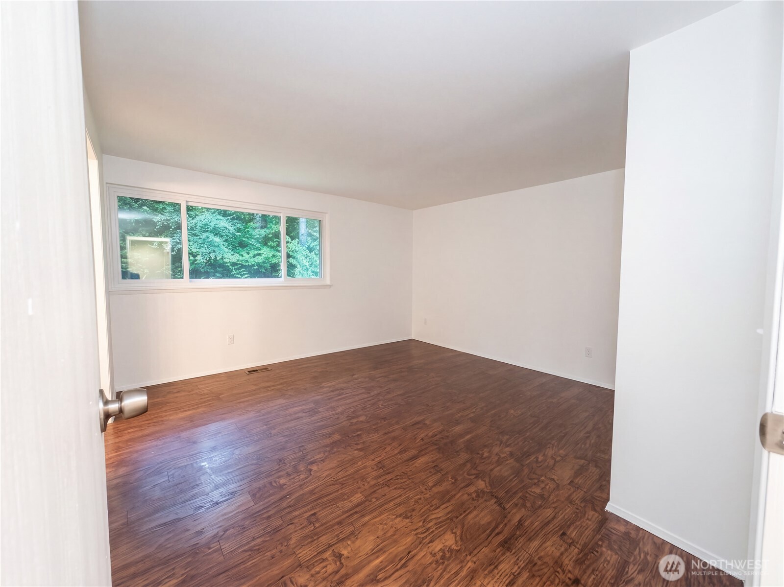 7104 36th Street Court Property Photo 15