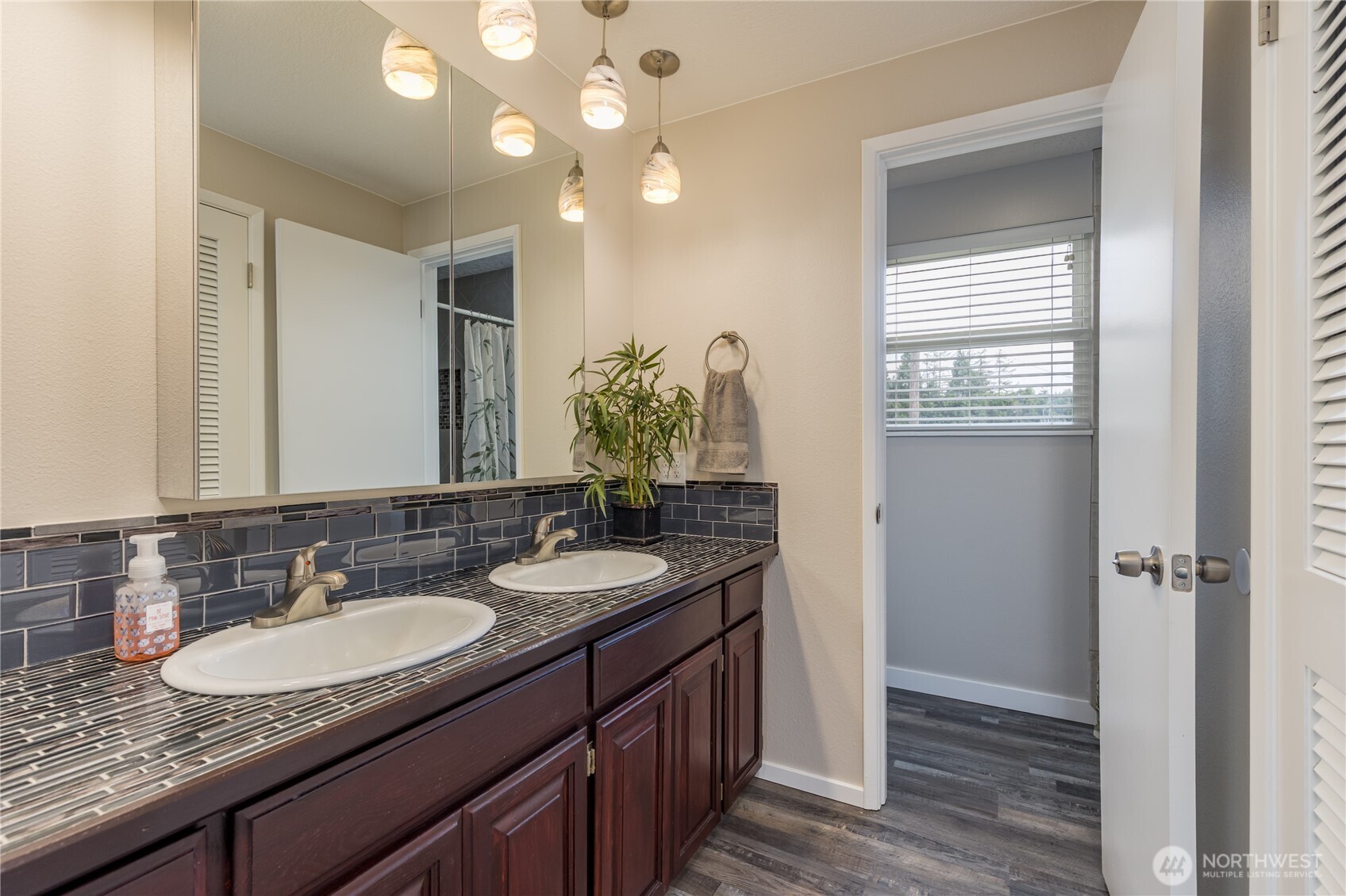 7910 224th Street Property Photo 15