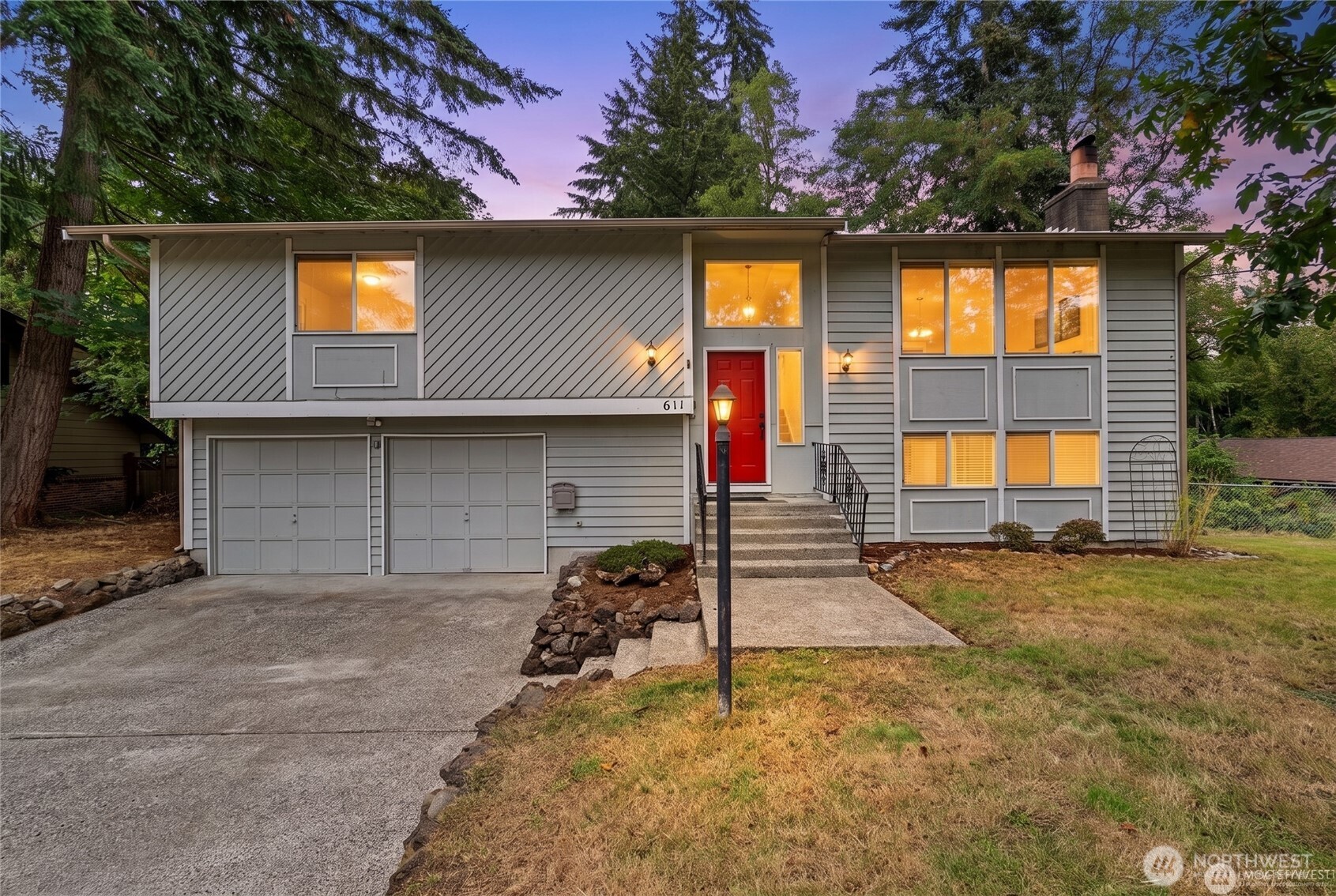 611 Cougar Street Property Photo 1