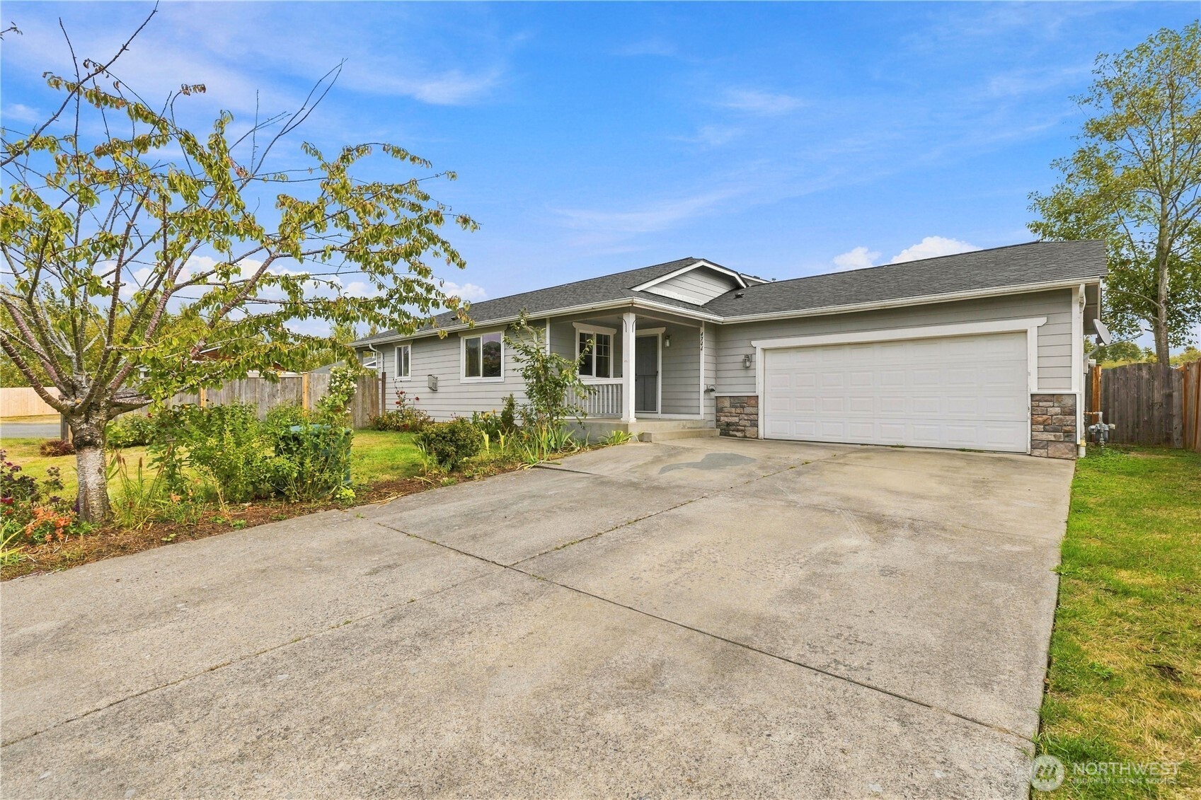 4744 Sandcastle Drive Property Photo 1