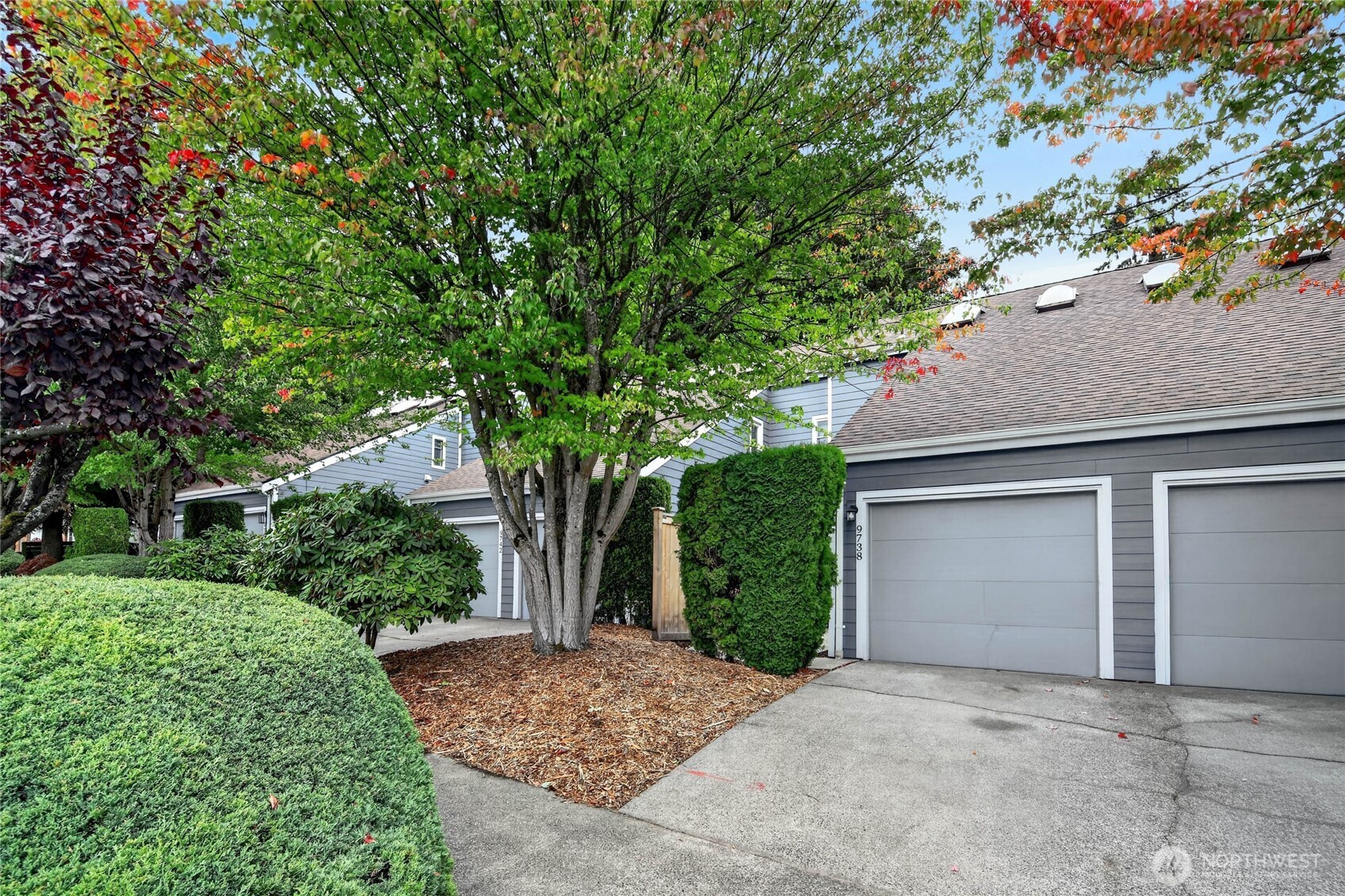 9738 Ashworth Avenue Property Photo 27