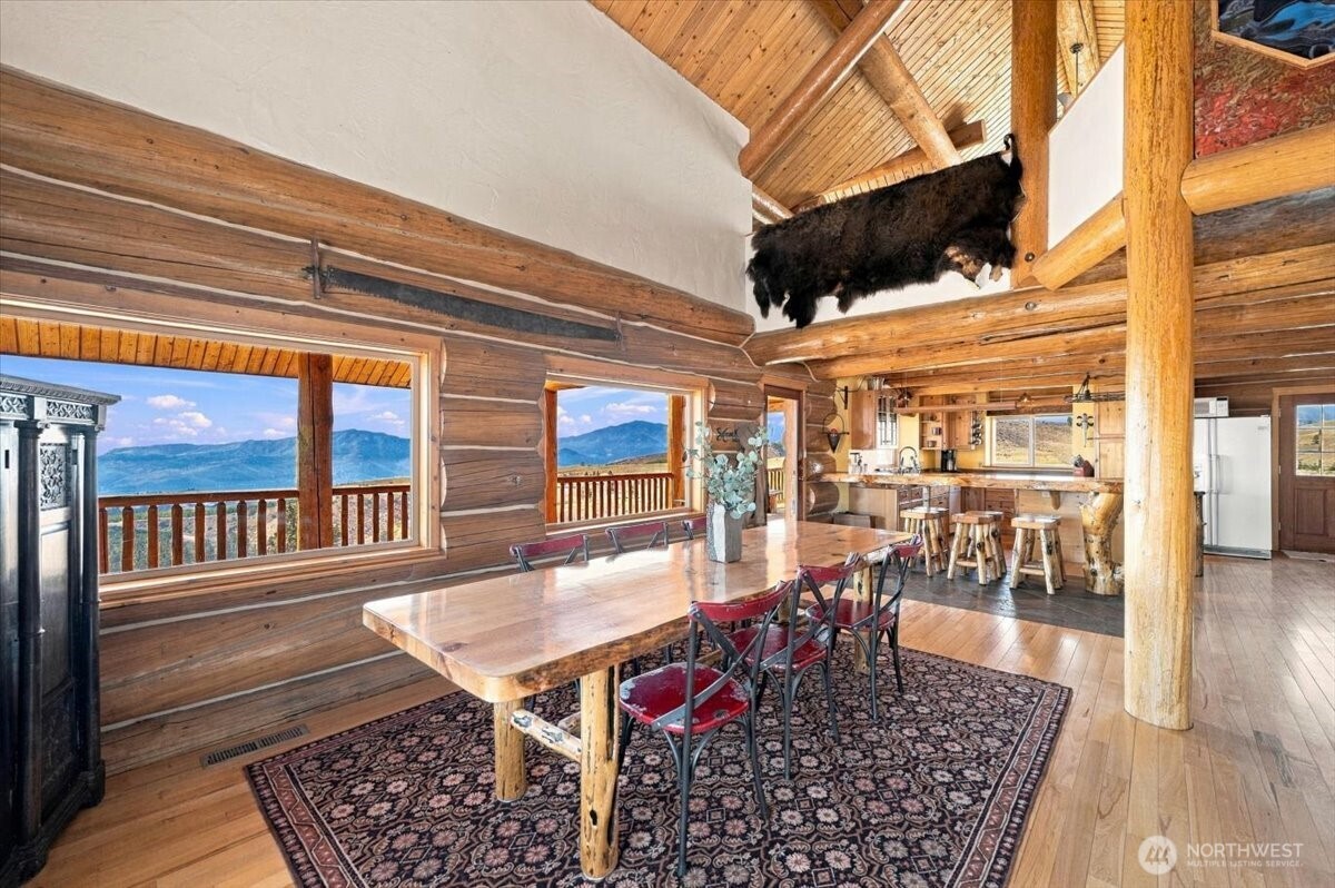 595 Chelan Trails Road Property Photo 19