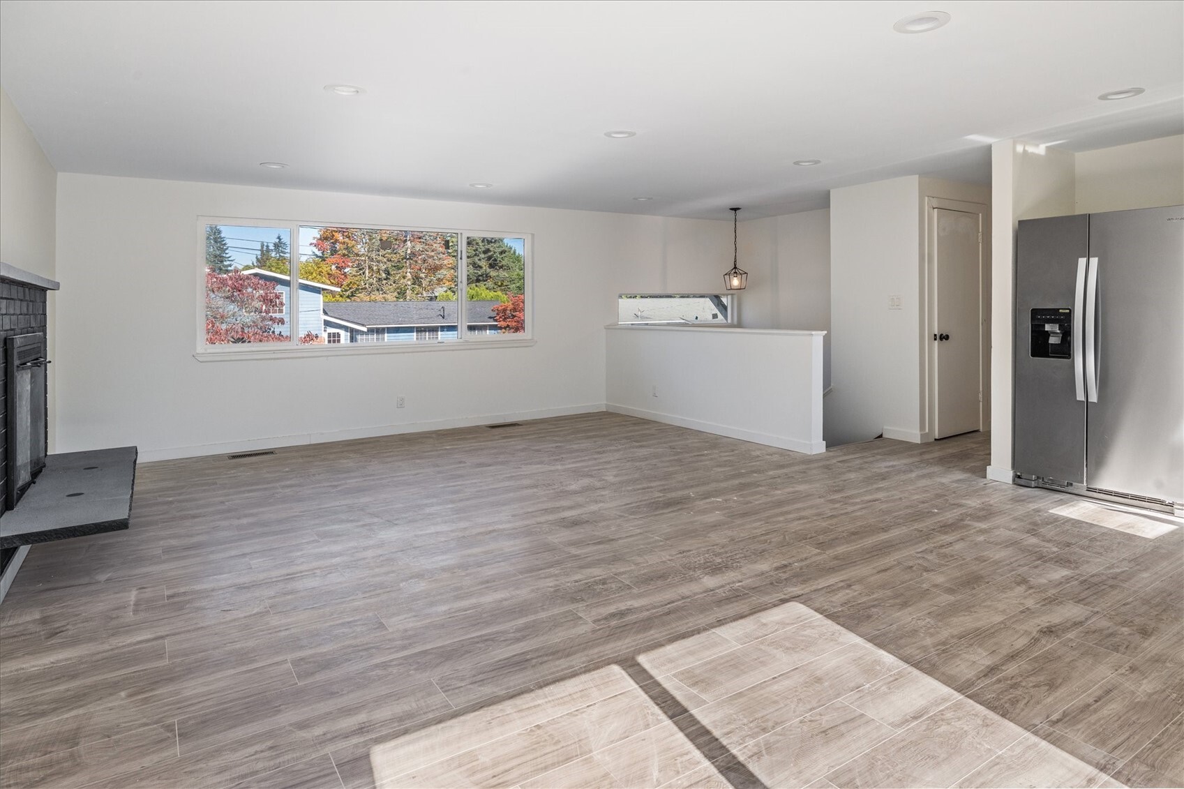2832 205th Place Property Photo 3