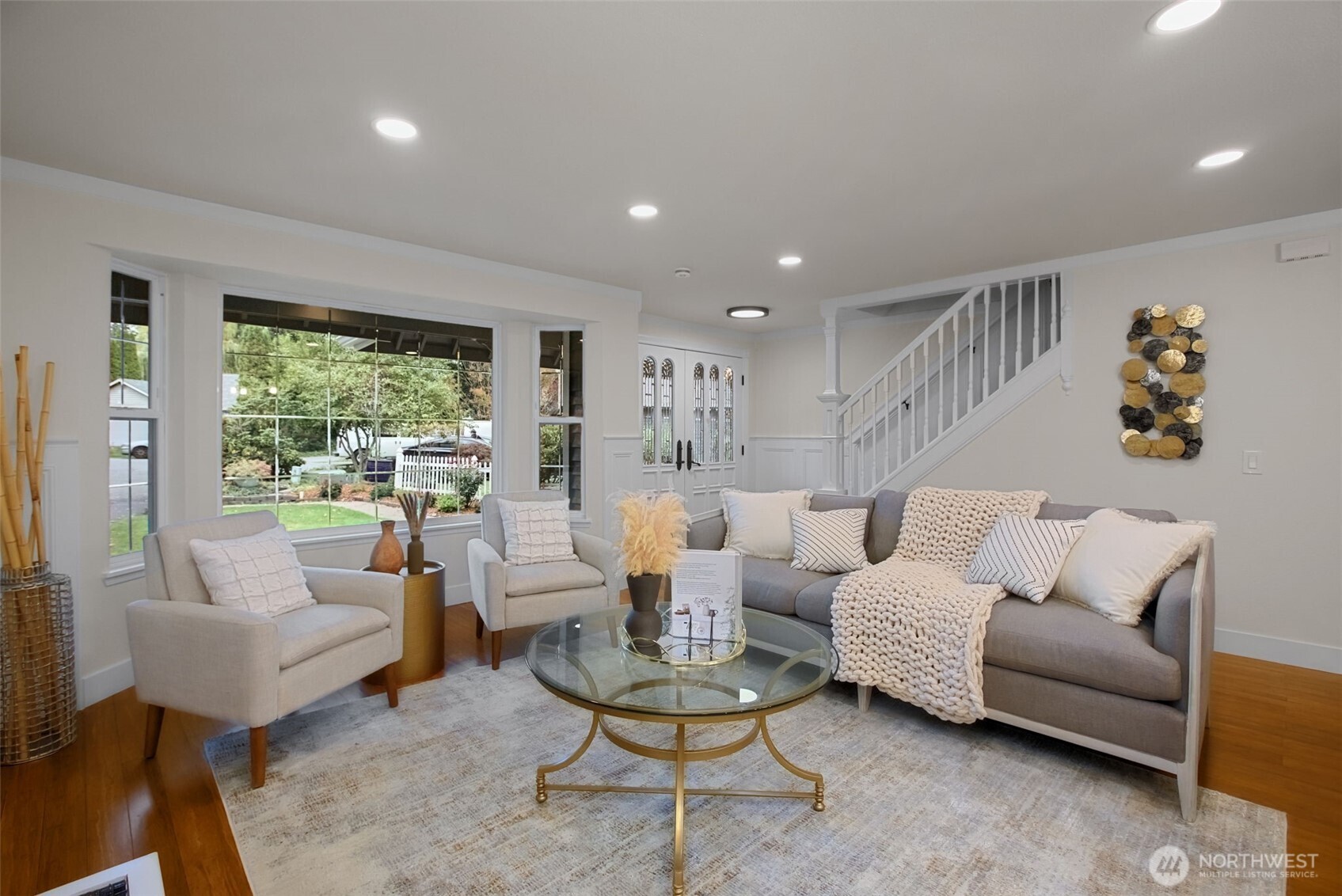 606 164th Place Property Photo 3