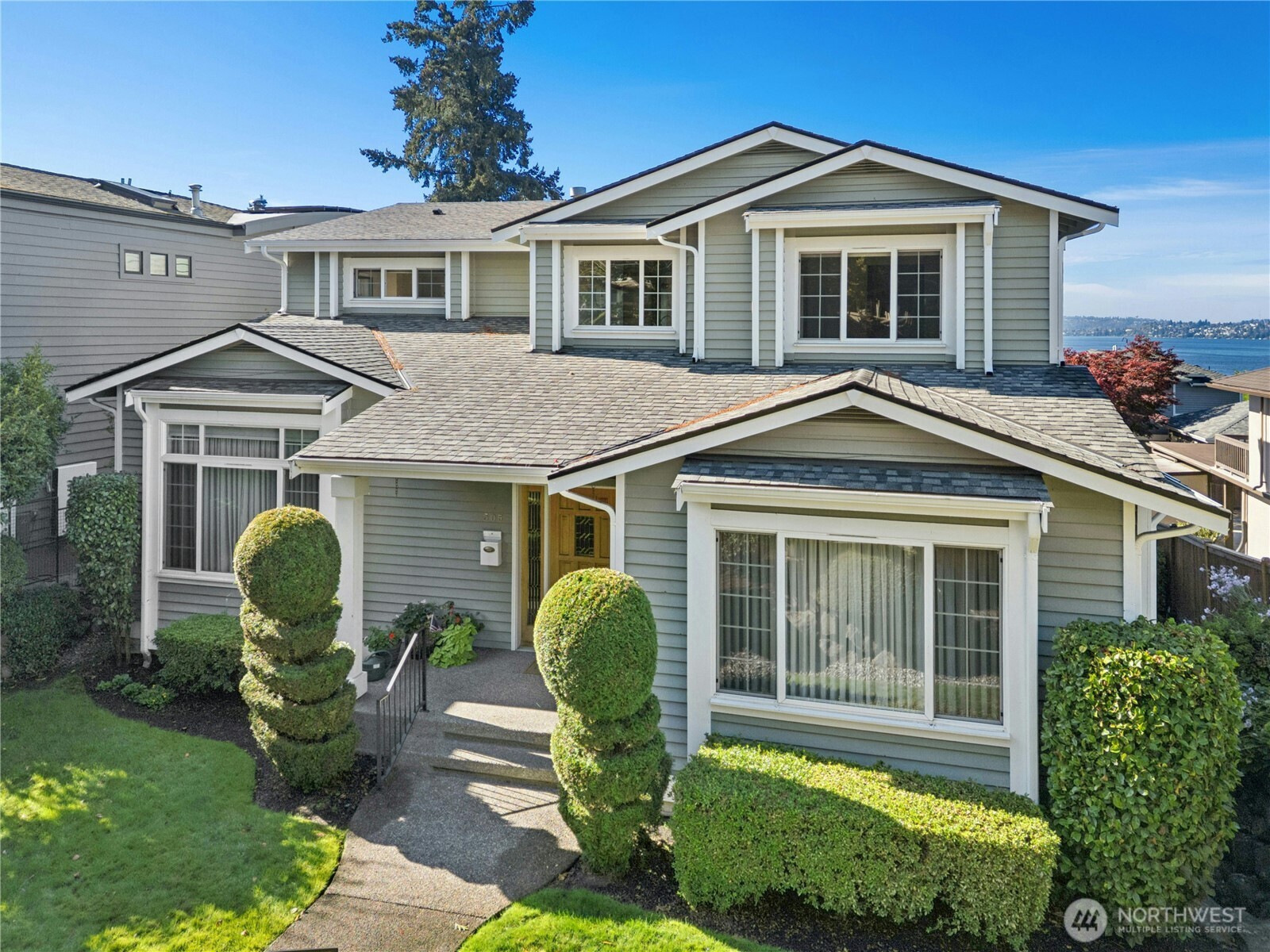 305 8th Avenue Property Photo 1