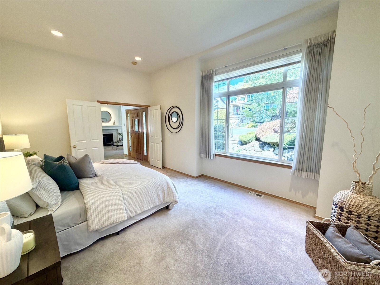 305 8th Avenue Property Photo 19