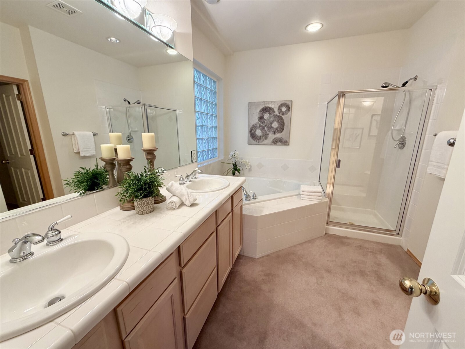305 8th Avenue Property Photo 20