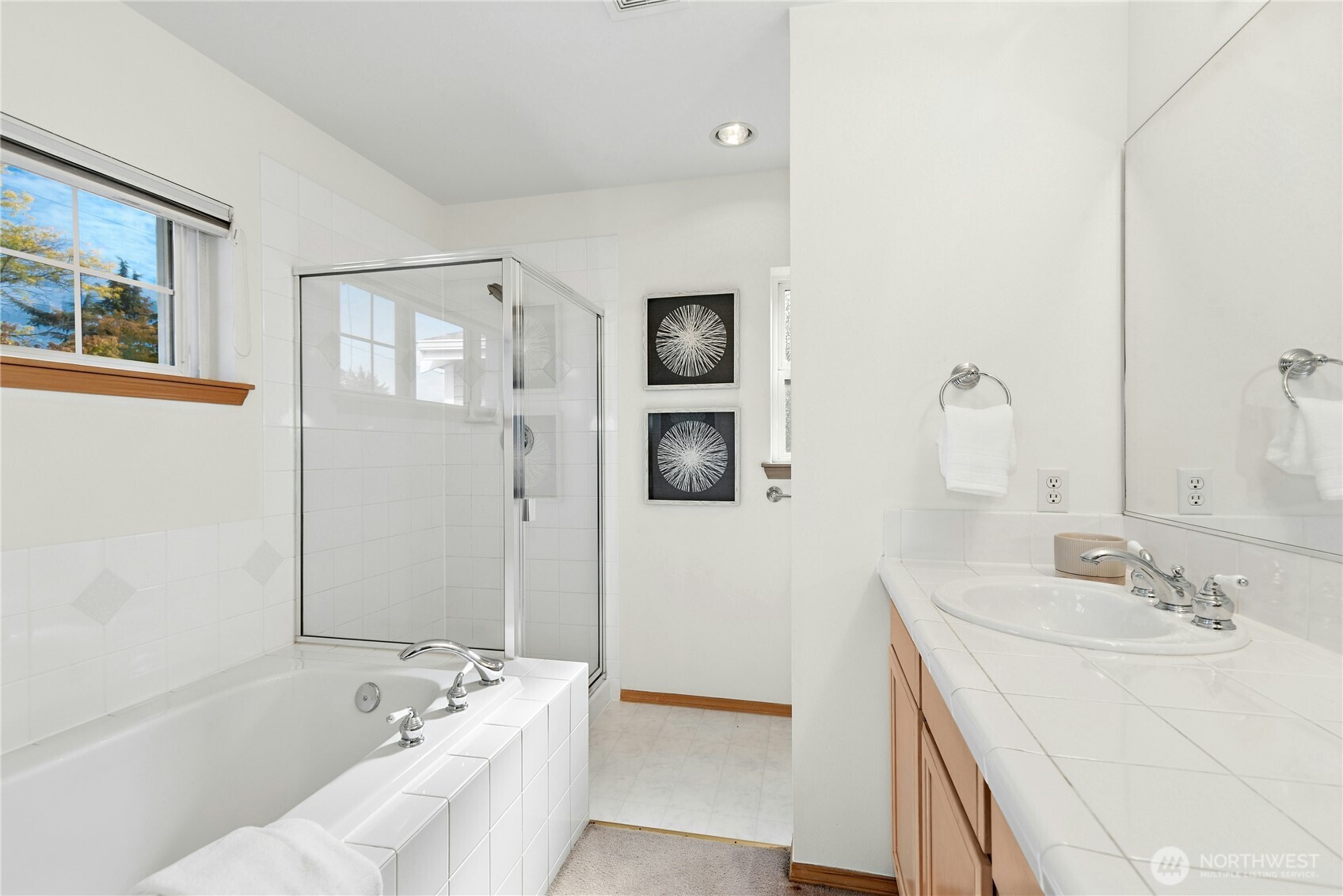 305 8th Avenue Property Photo 23