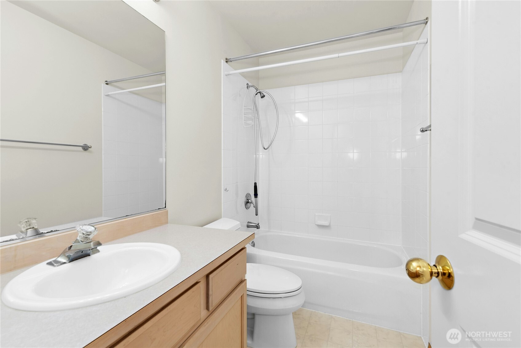 305 8th Avenue Property Photo 33