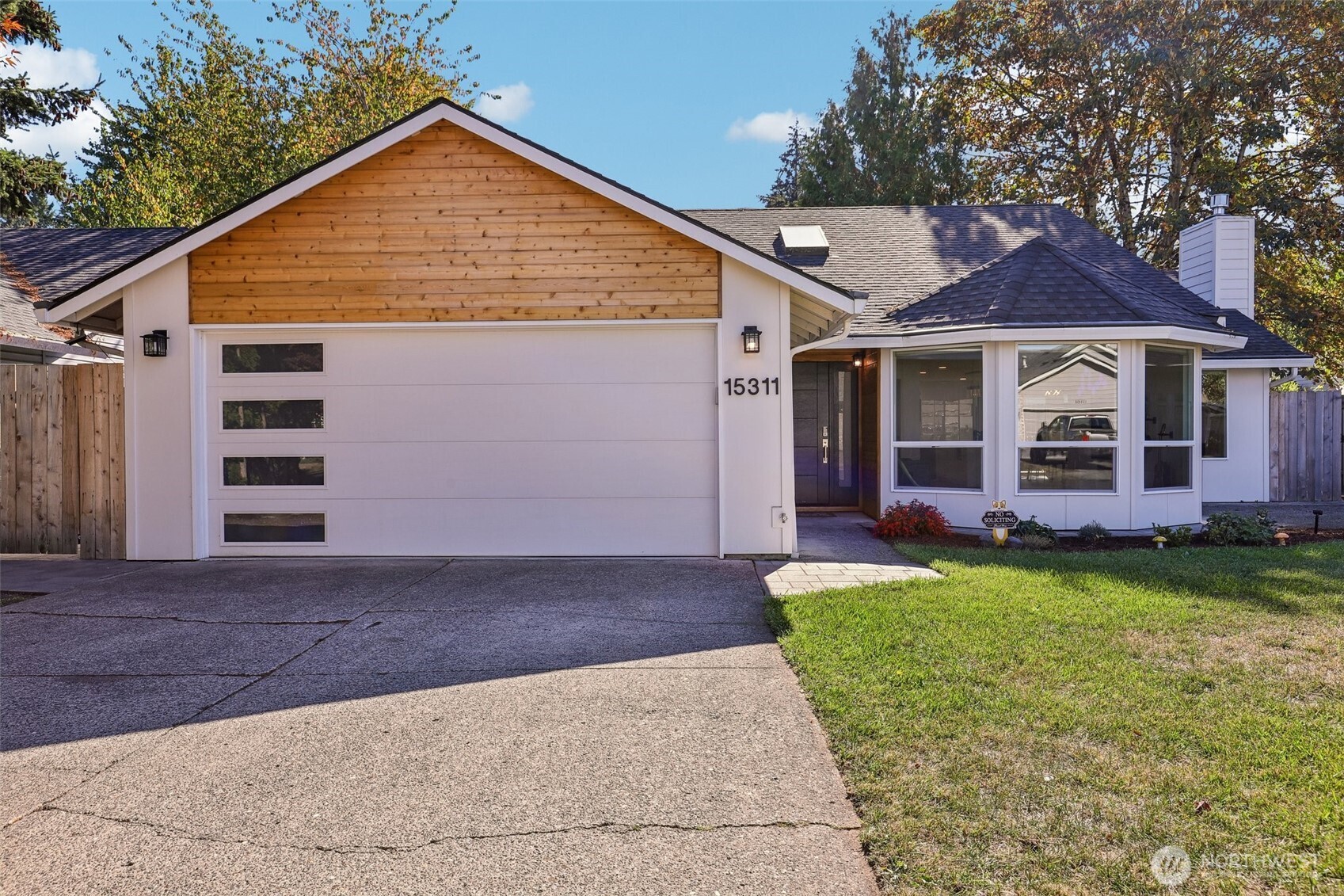 15311 Ne 12th Way Property Photo 1