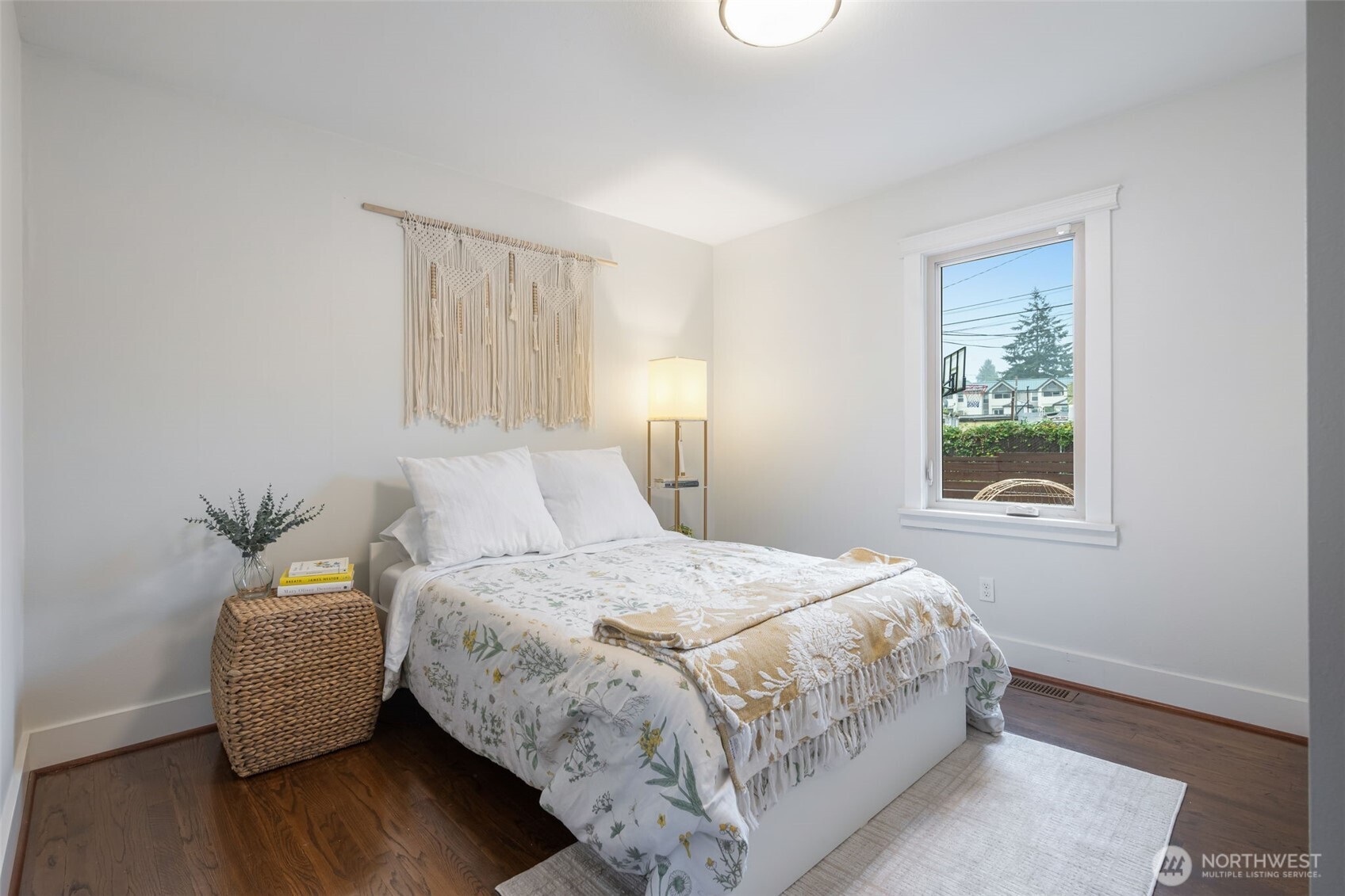 12242 Palatine Avenue Property Photo 19