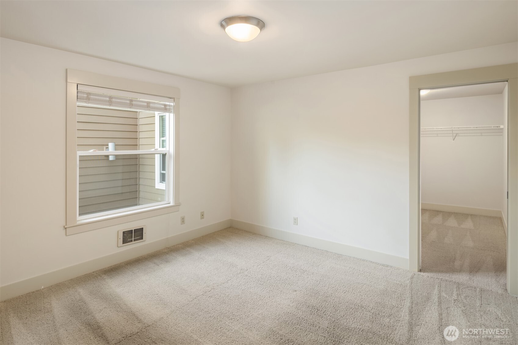 22910 90th Avenue D303 Property Photo 20