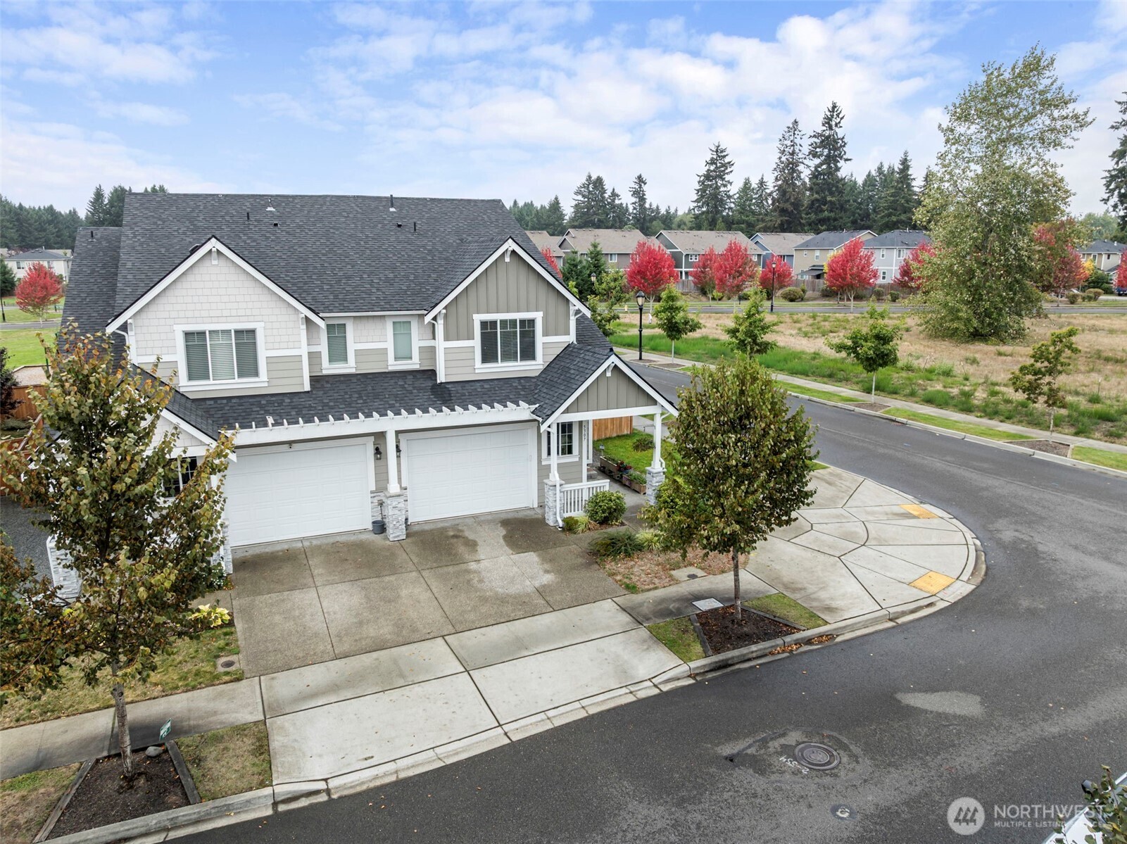 5307 50th Loop Property Photo 29