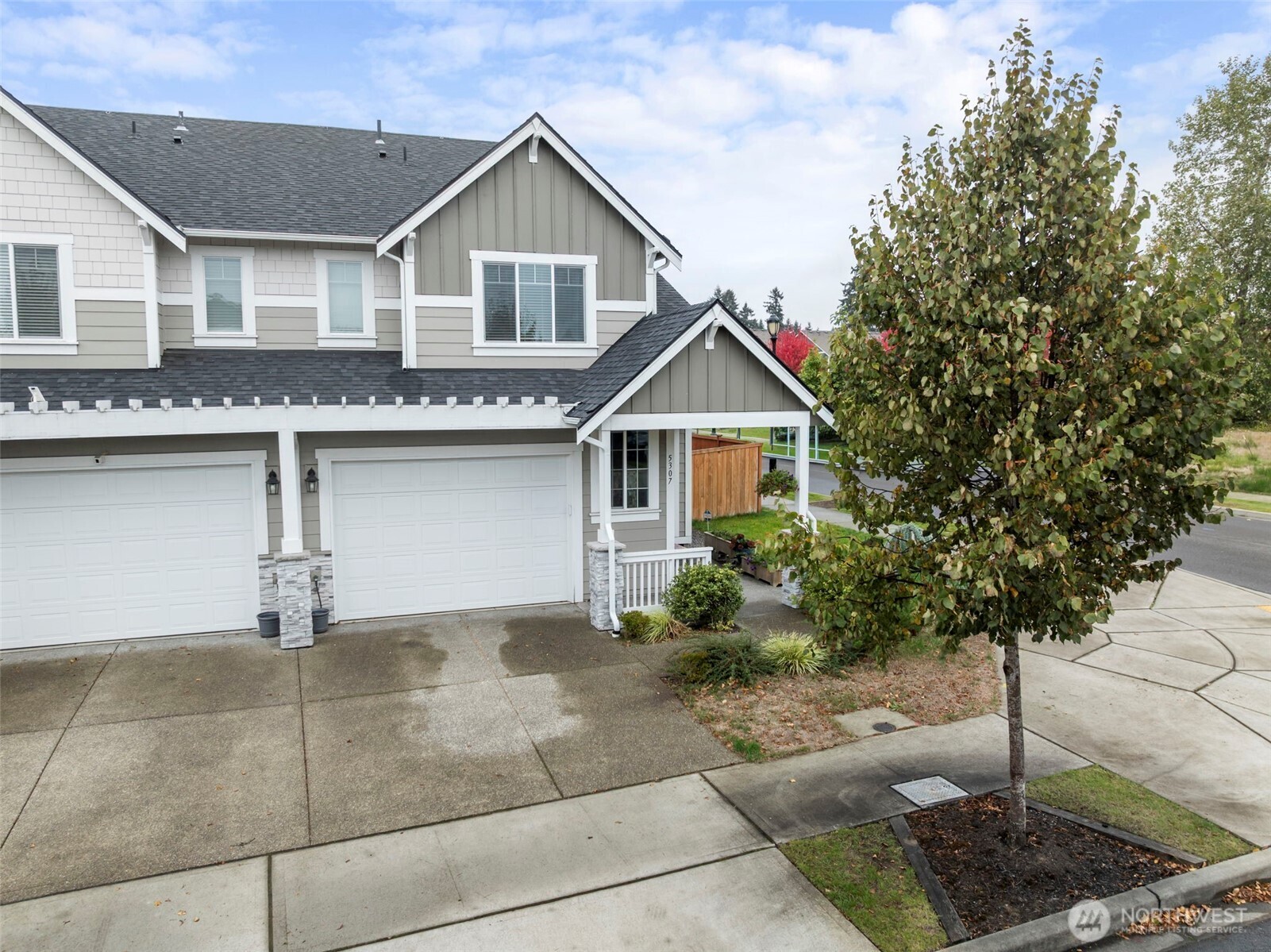 5307 50th Loop Property Photo 31