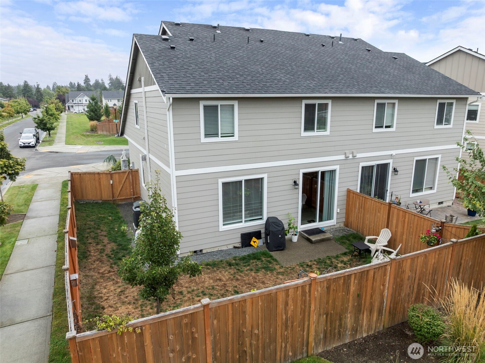 5307 50th Loop Property Photo 32