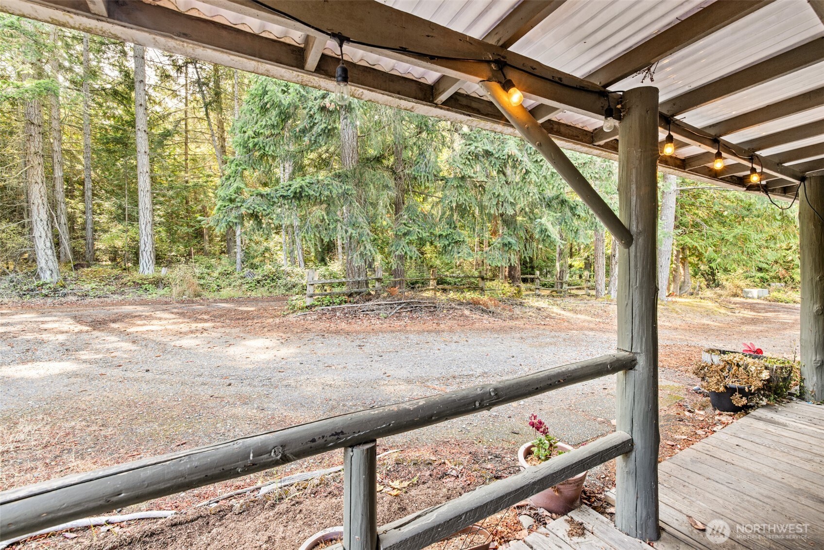 41 E Misty Lane Property Photo 3