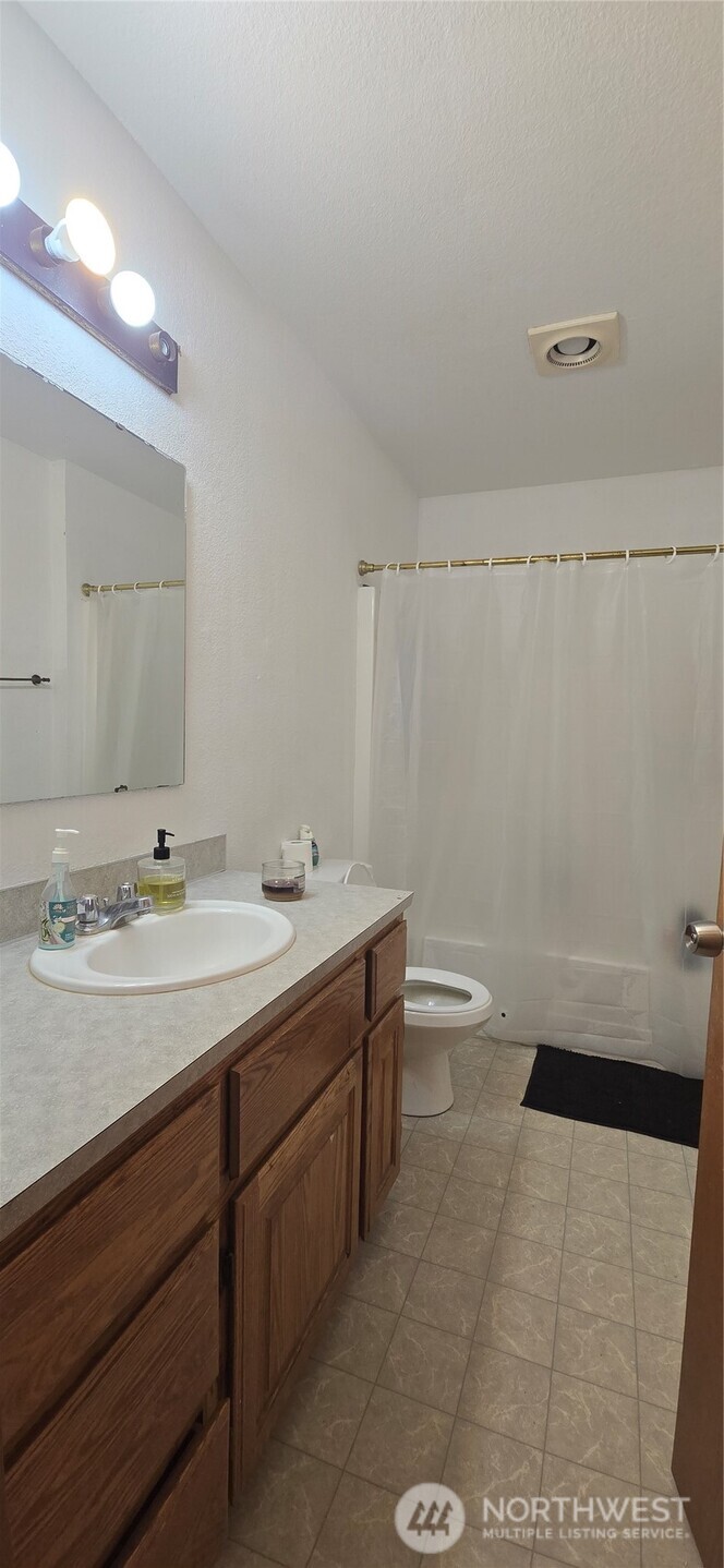 1255 Westbrook Loop Property Photo 11