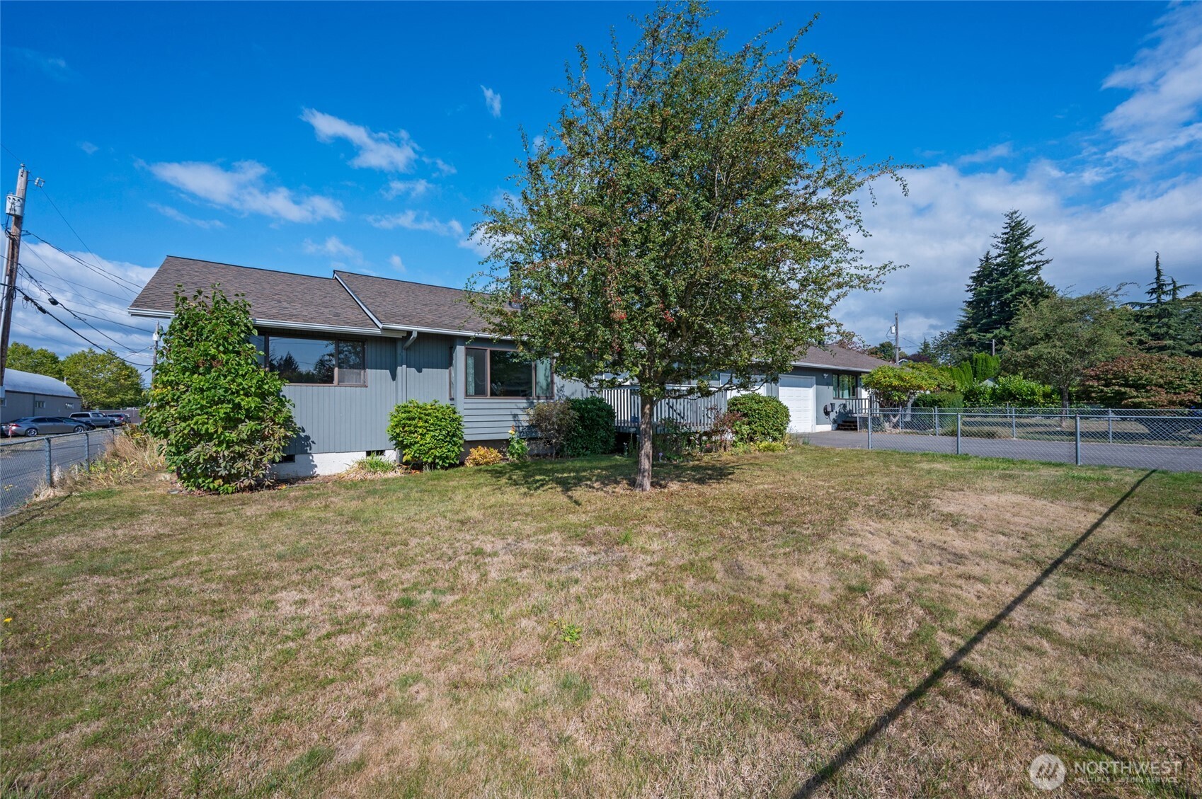 3215 21st Street A Property Photo 3