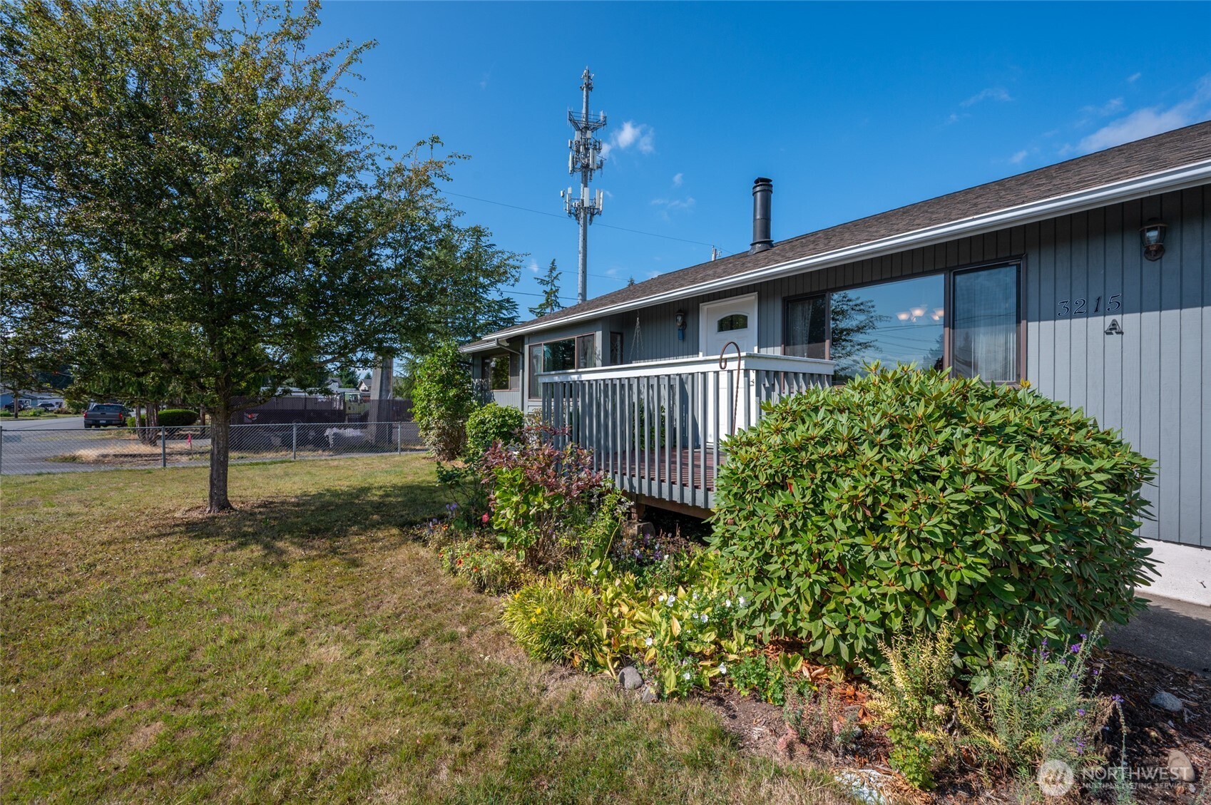 3215 21st Street A Property Photo 5