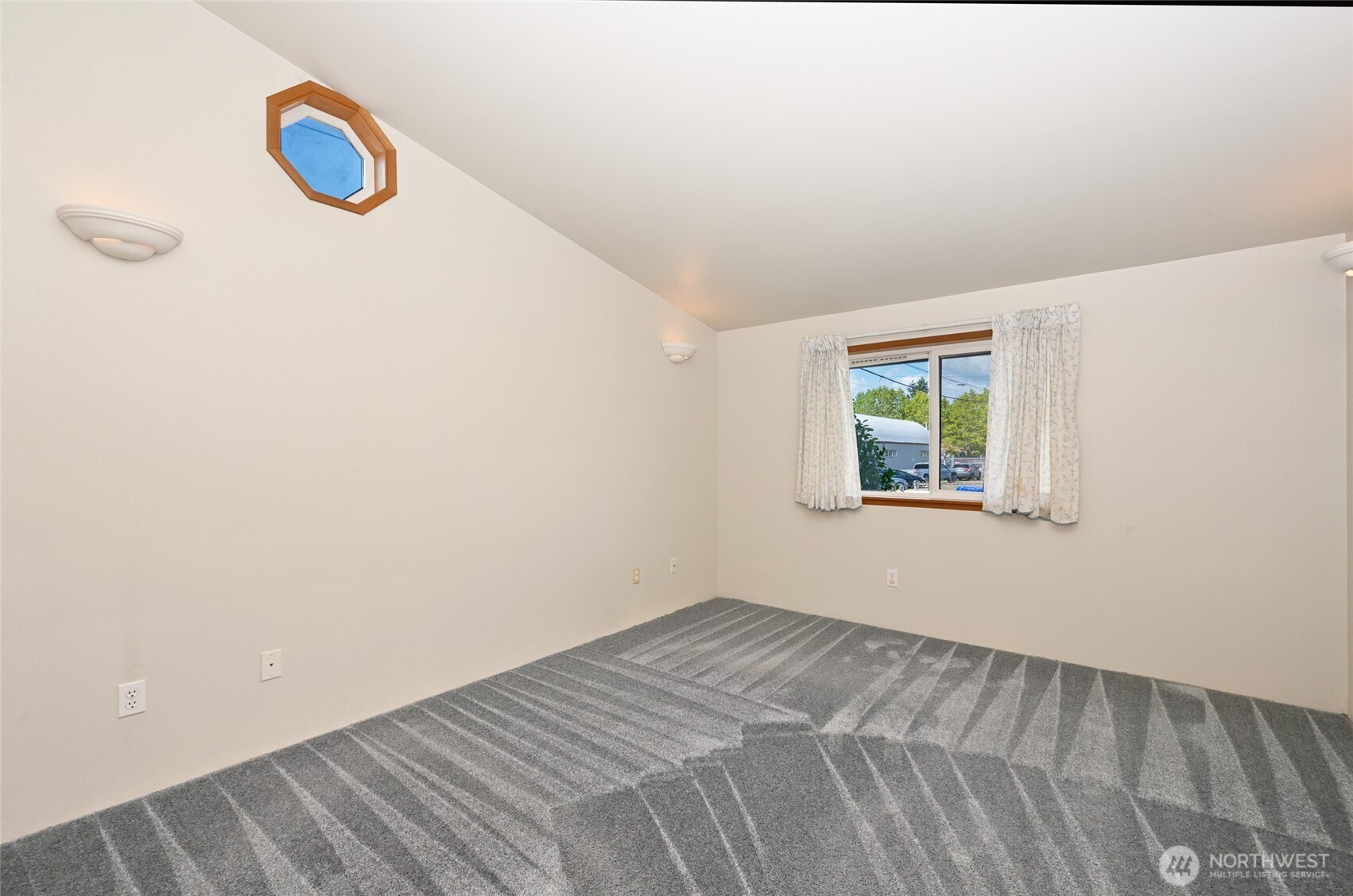 3215 21st Street A Property Photo 21