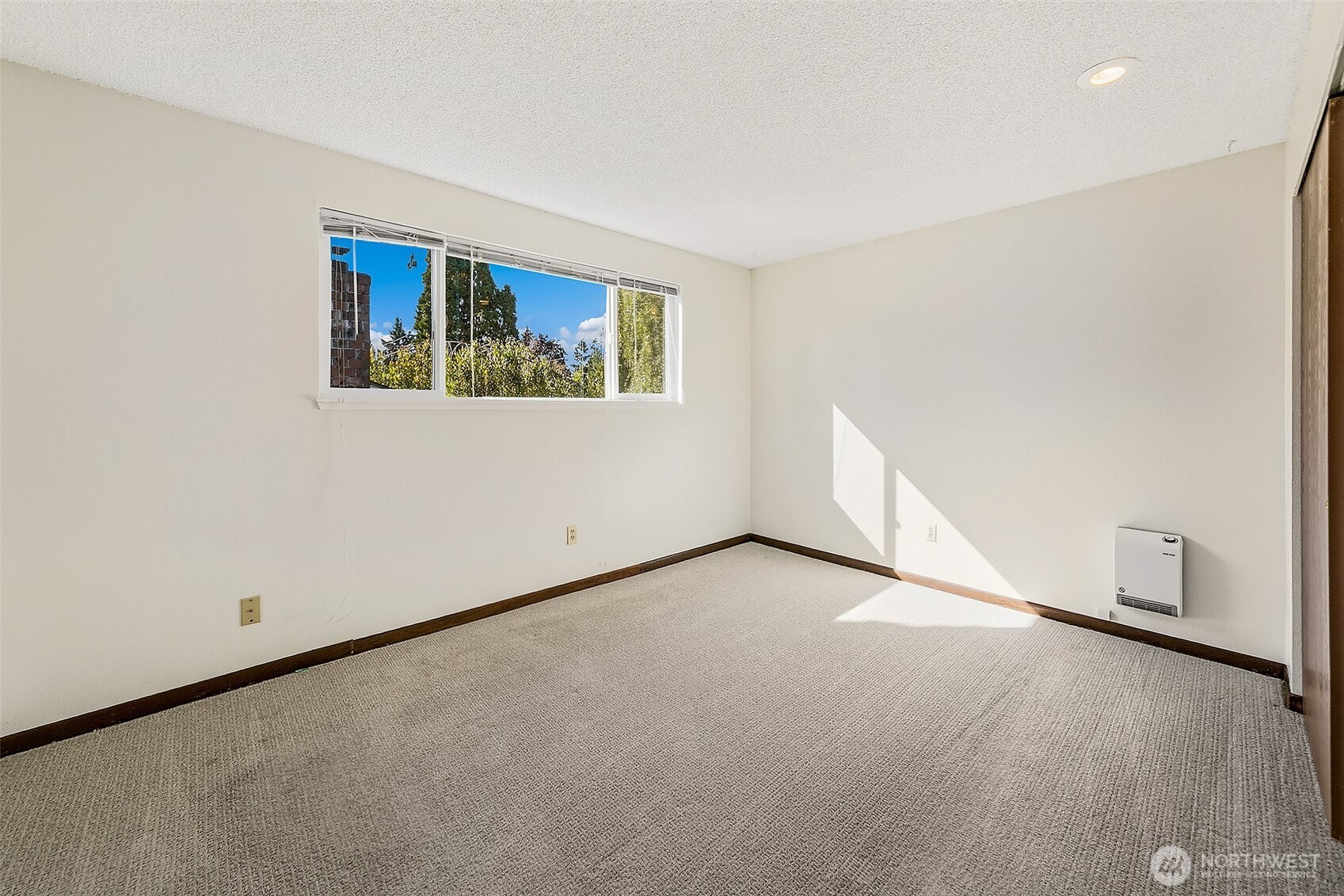 9031 Fremont Avenue Property Photo 26