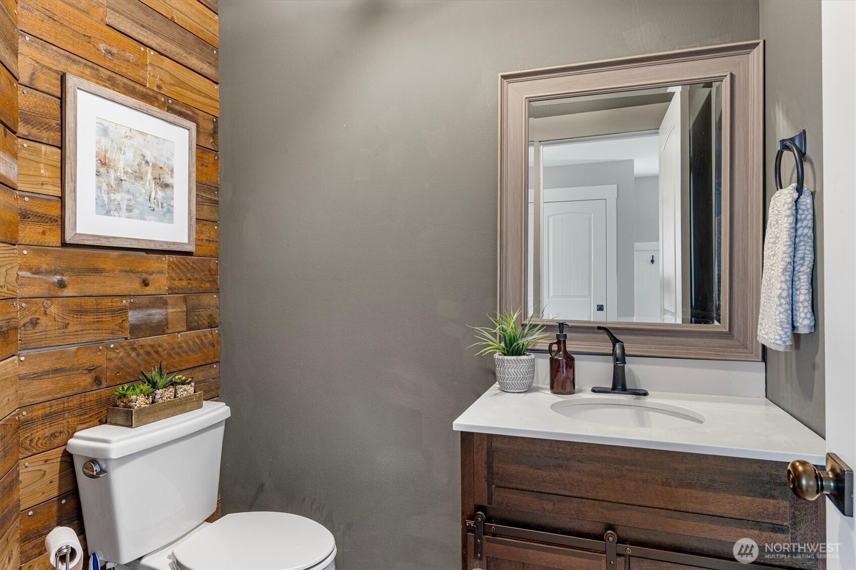 107 Voss Street Property Photo 15