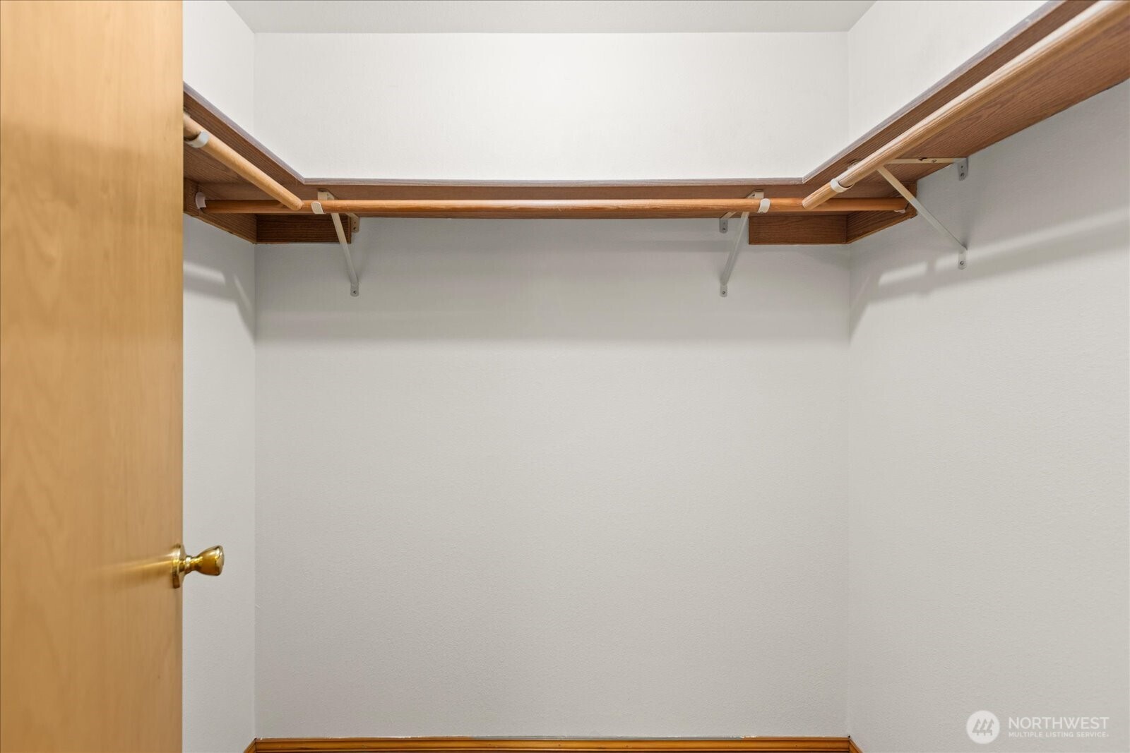 8319 1st Place Property Photo 16