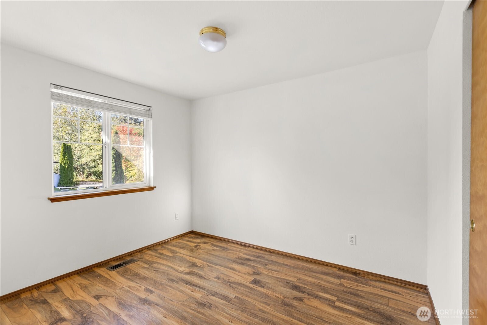 8319 1st Place Property Photo 20