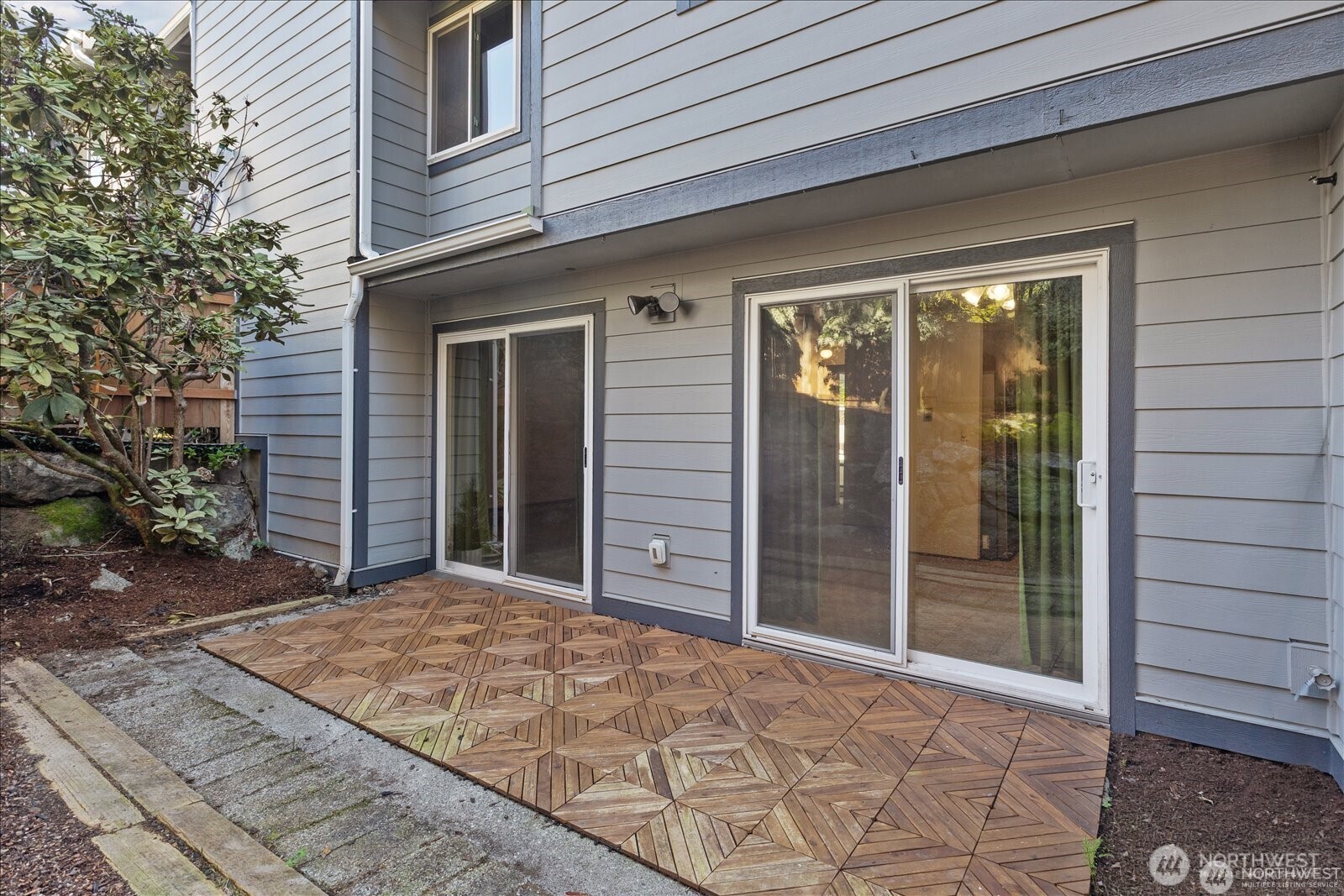 15914 3rd Place C Property Photo 28