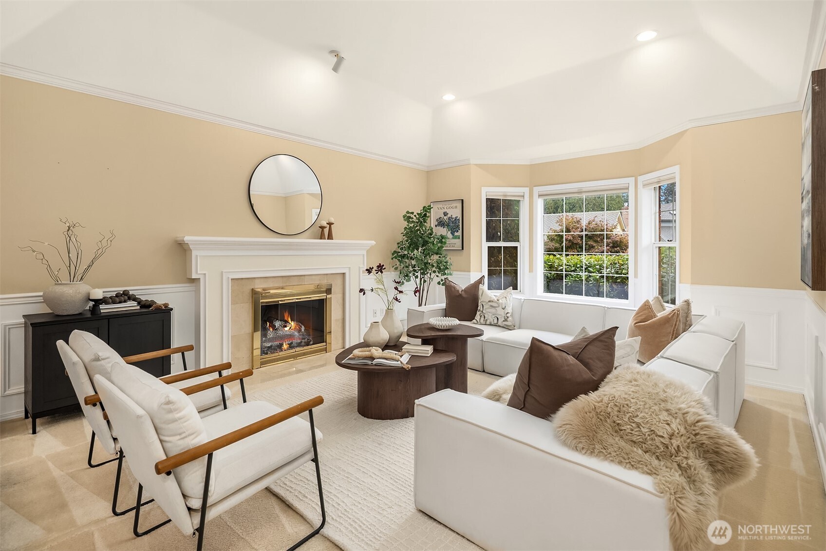 1229 142nd Place Property Photo 5