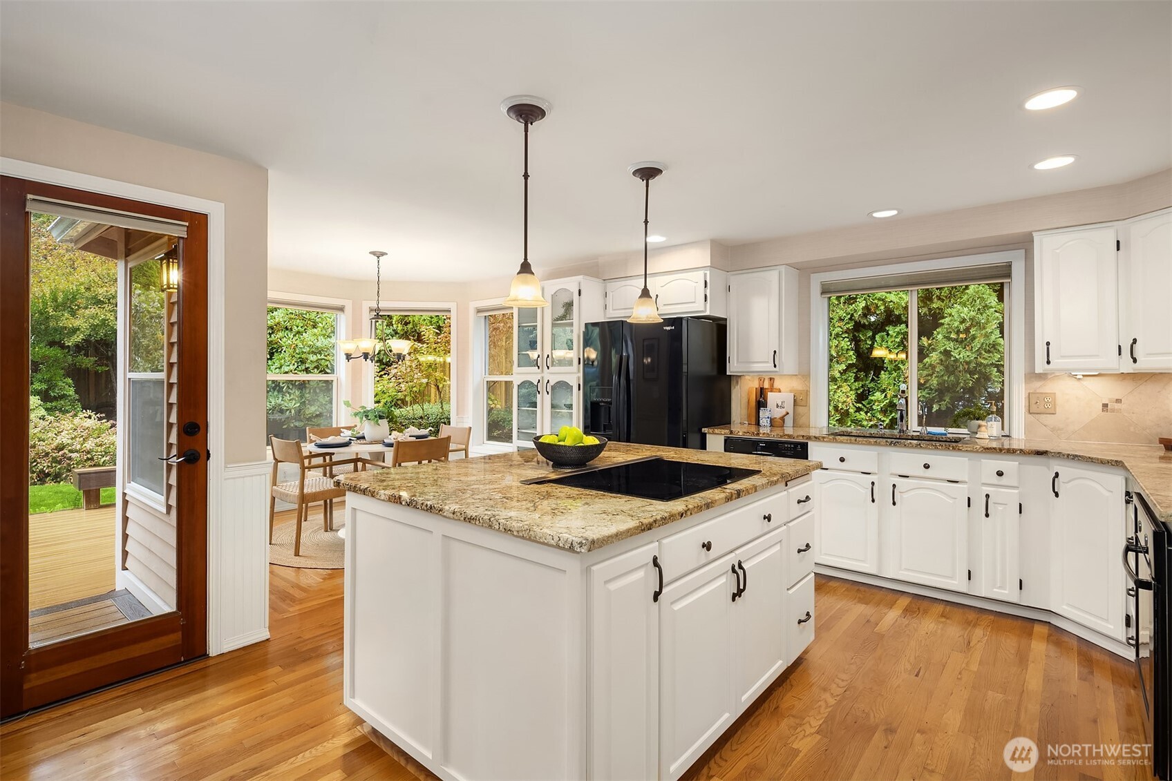 1229 142nd Place Property Photo 10