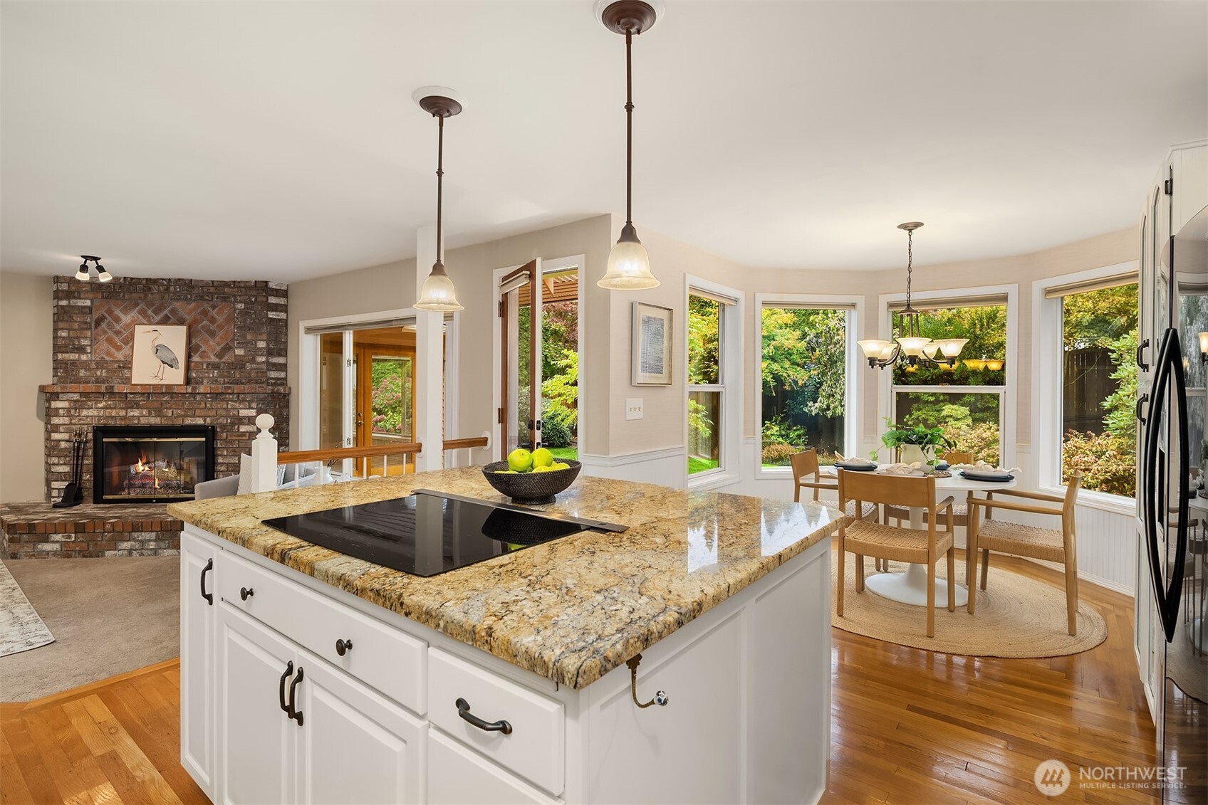 1229 142nd Place Property Photo 12