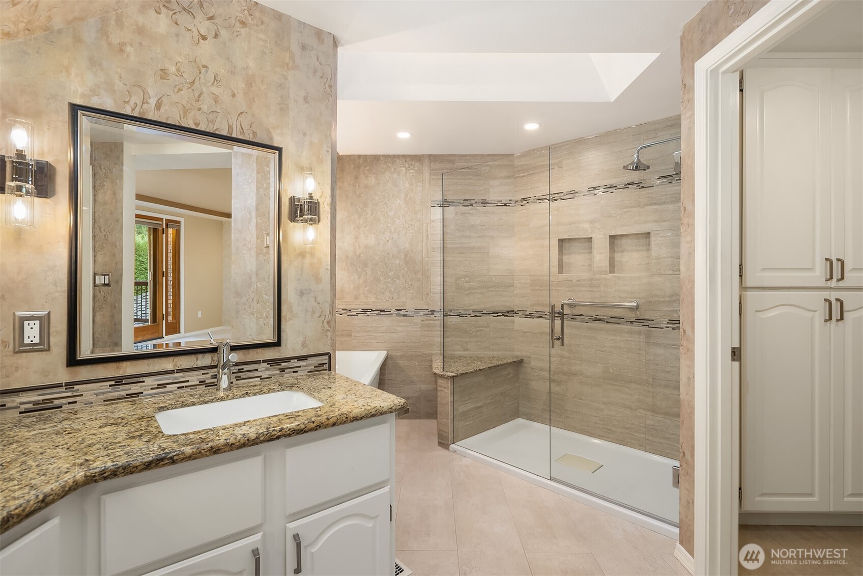 1229 142nd Place Property Photo 27