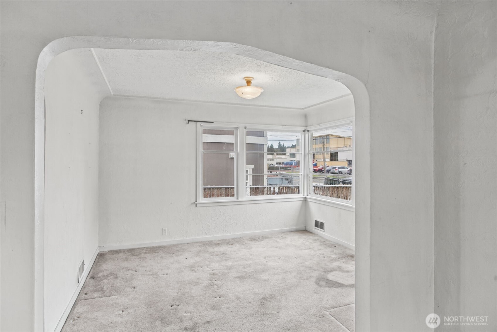 220 S Tobin Street Property Photo 9