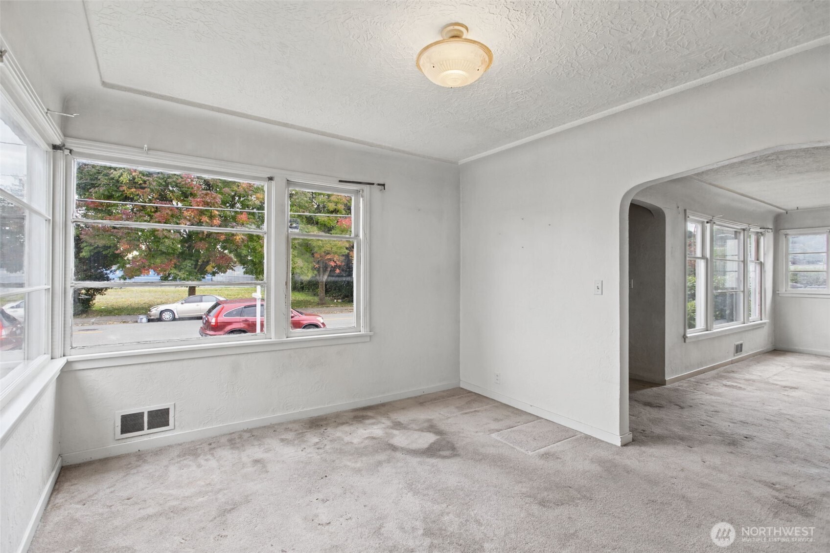 220 S Tobin Street Property Photo 11