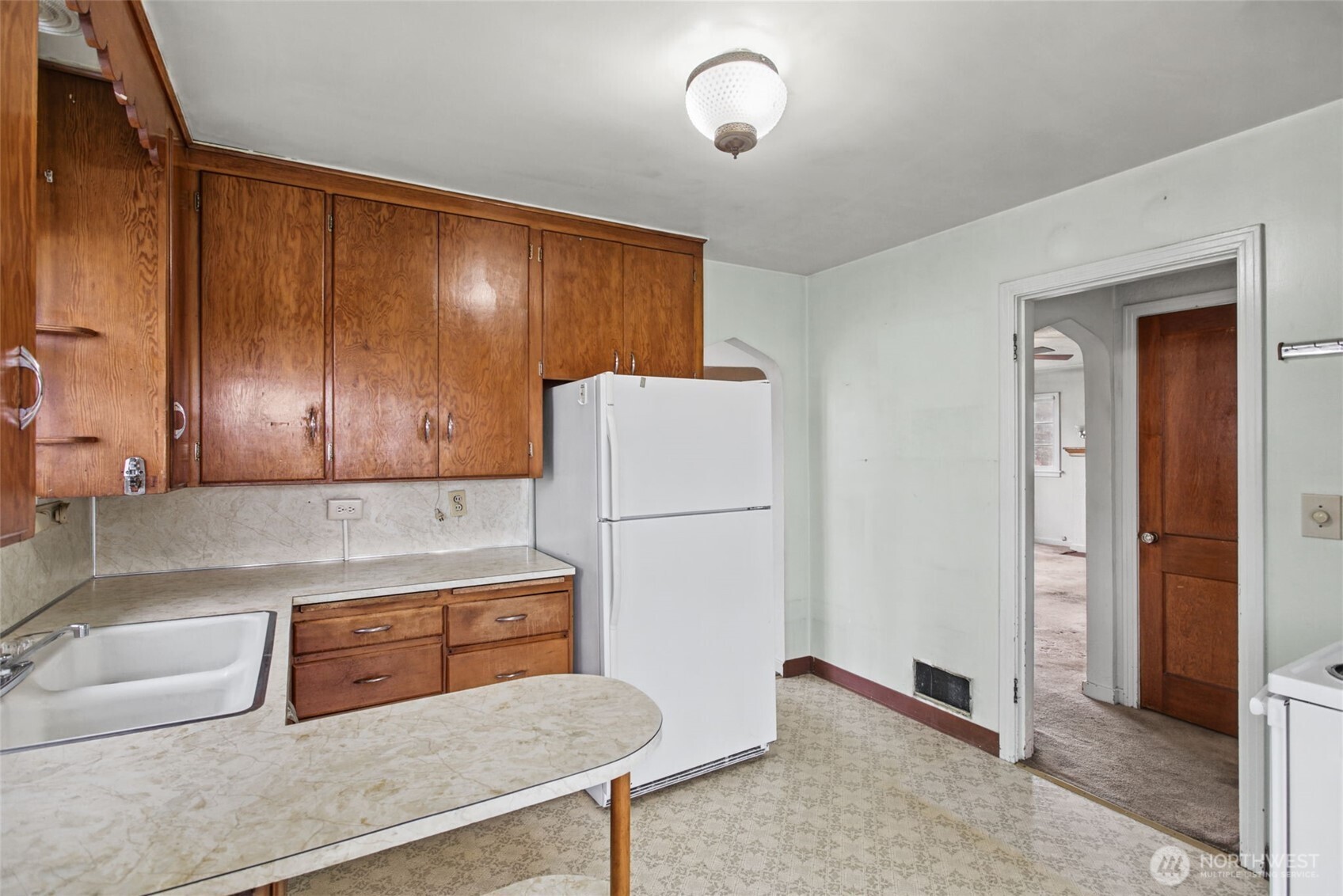 220 S Tobin Street Property Photo 21