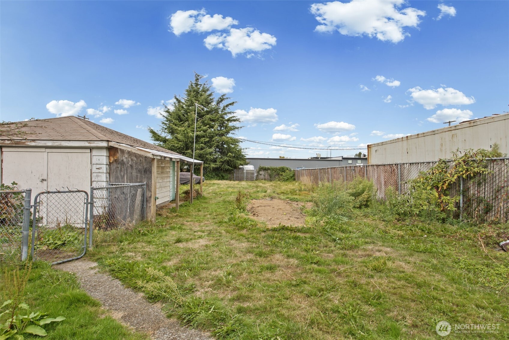 220 S Tobin Street Property Photo 32