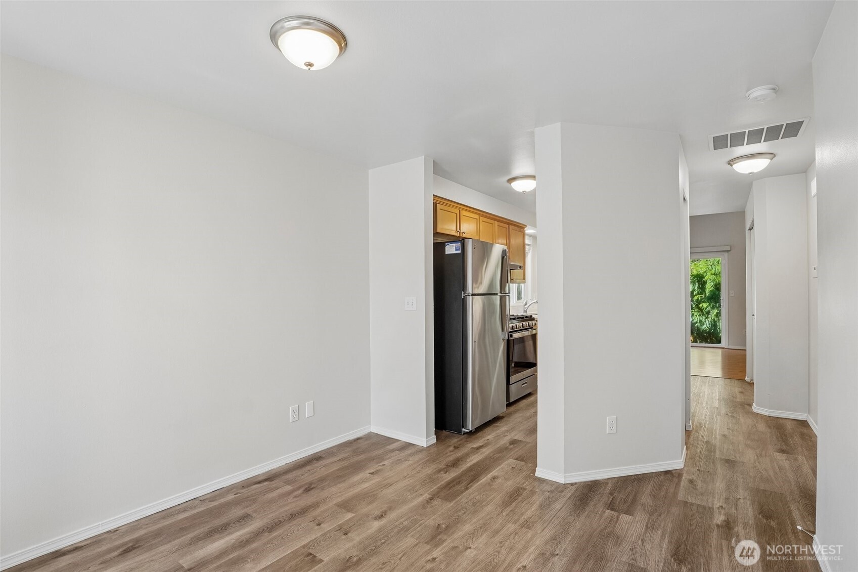 10512 56th Drive Property Photo 14