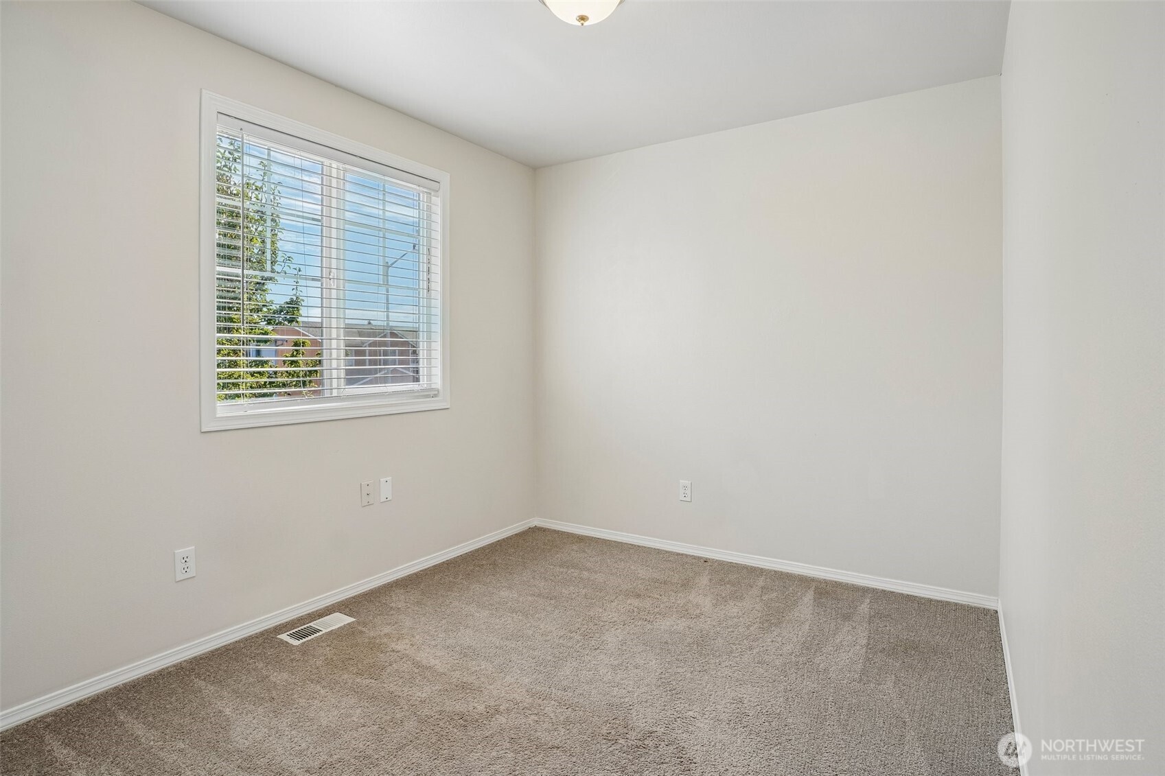10512 56th Drive Property Photo 22