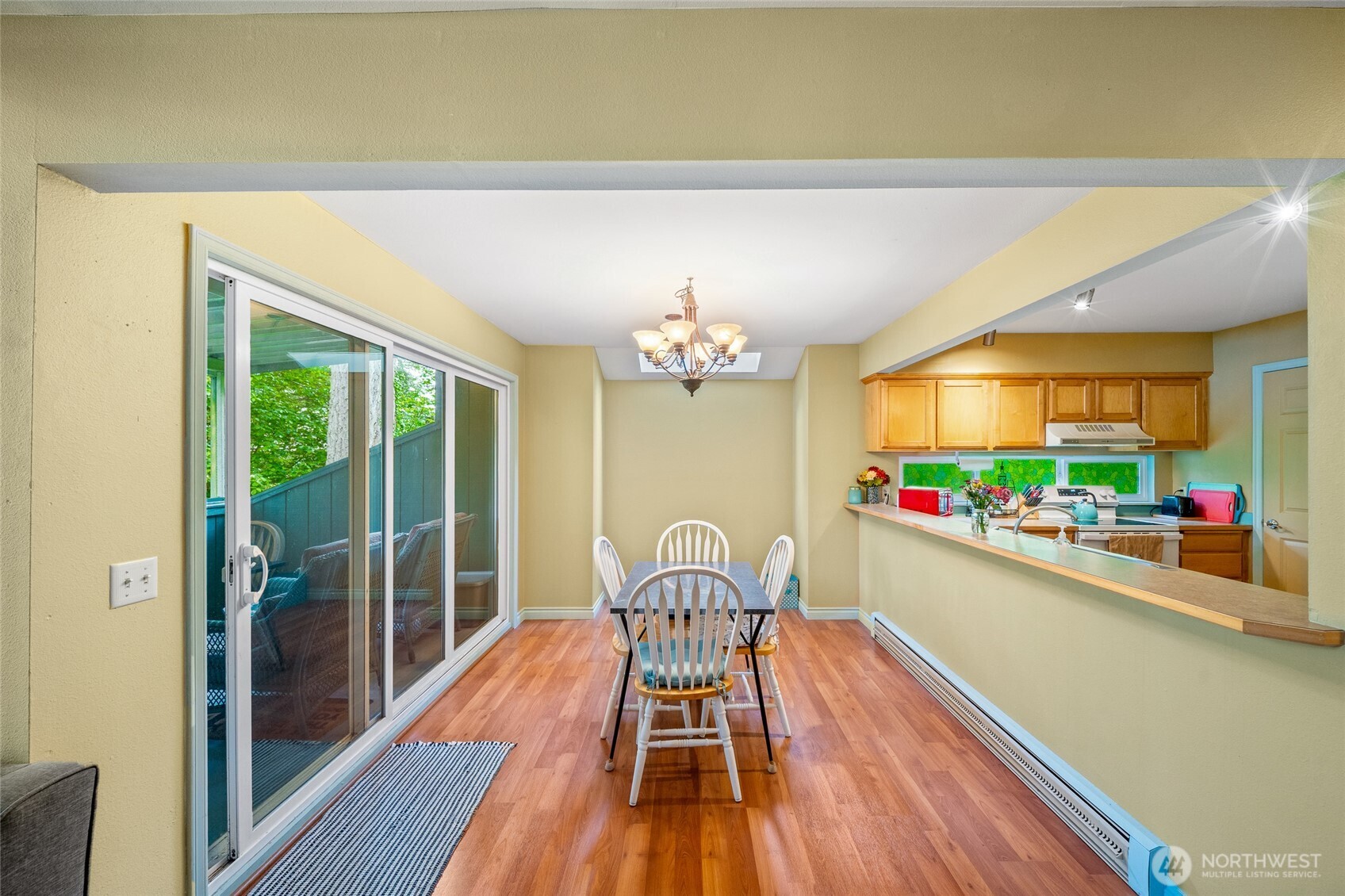227 Lark Street E Property Photo 3