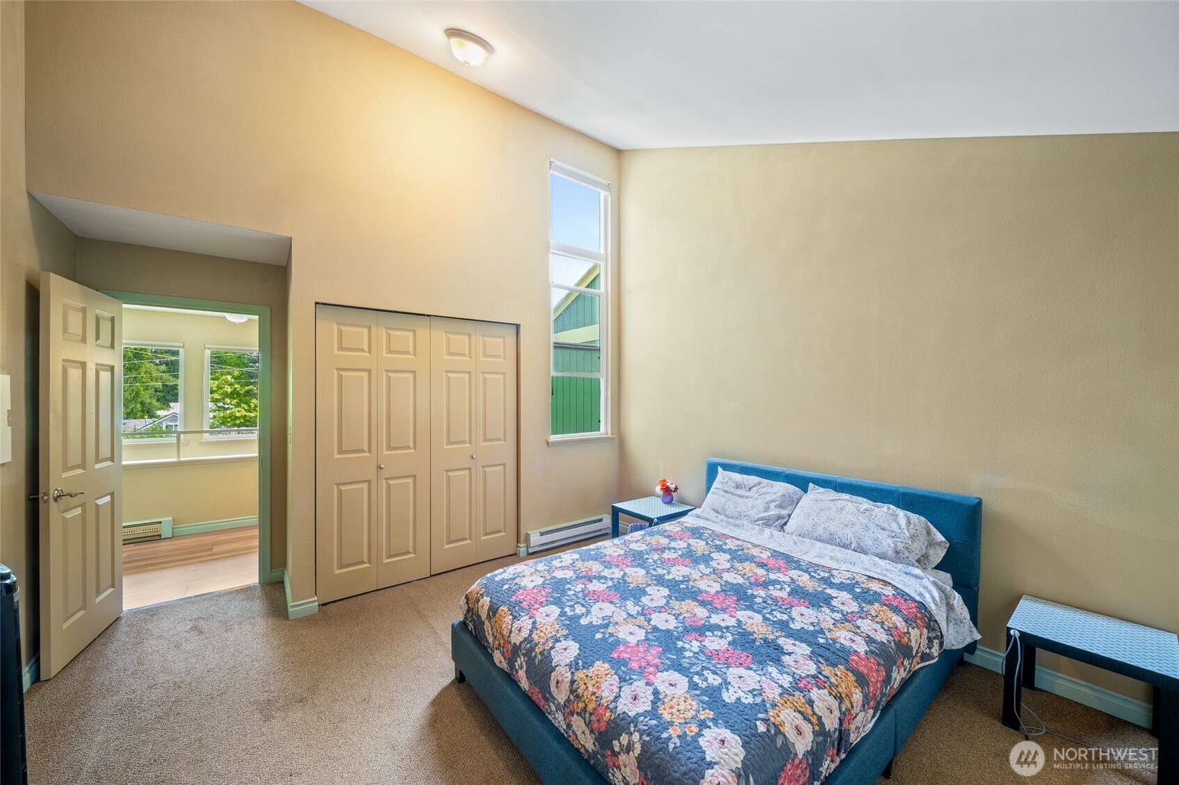 227 Lark Street E Property Photo 14