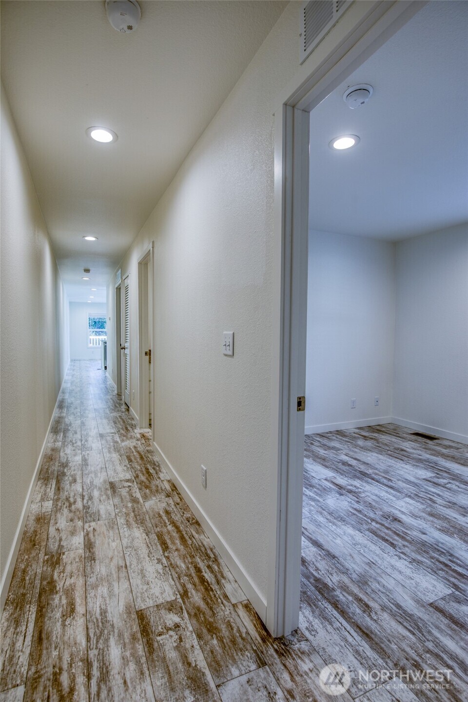 627 -c Sunset Avenue Property Photo 22