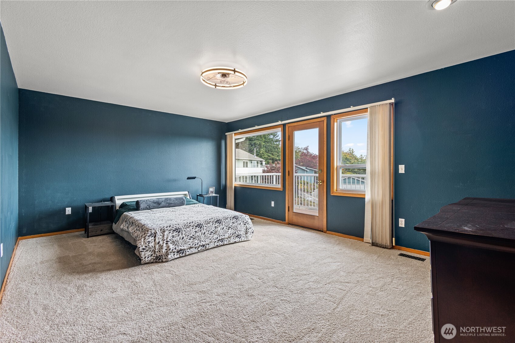 25219 43rd Place Property Photo 17