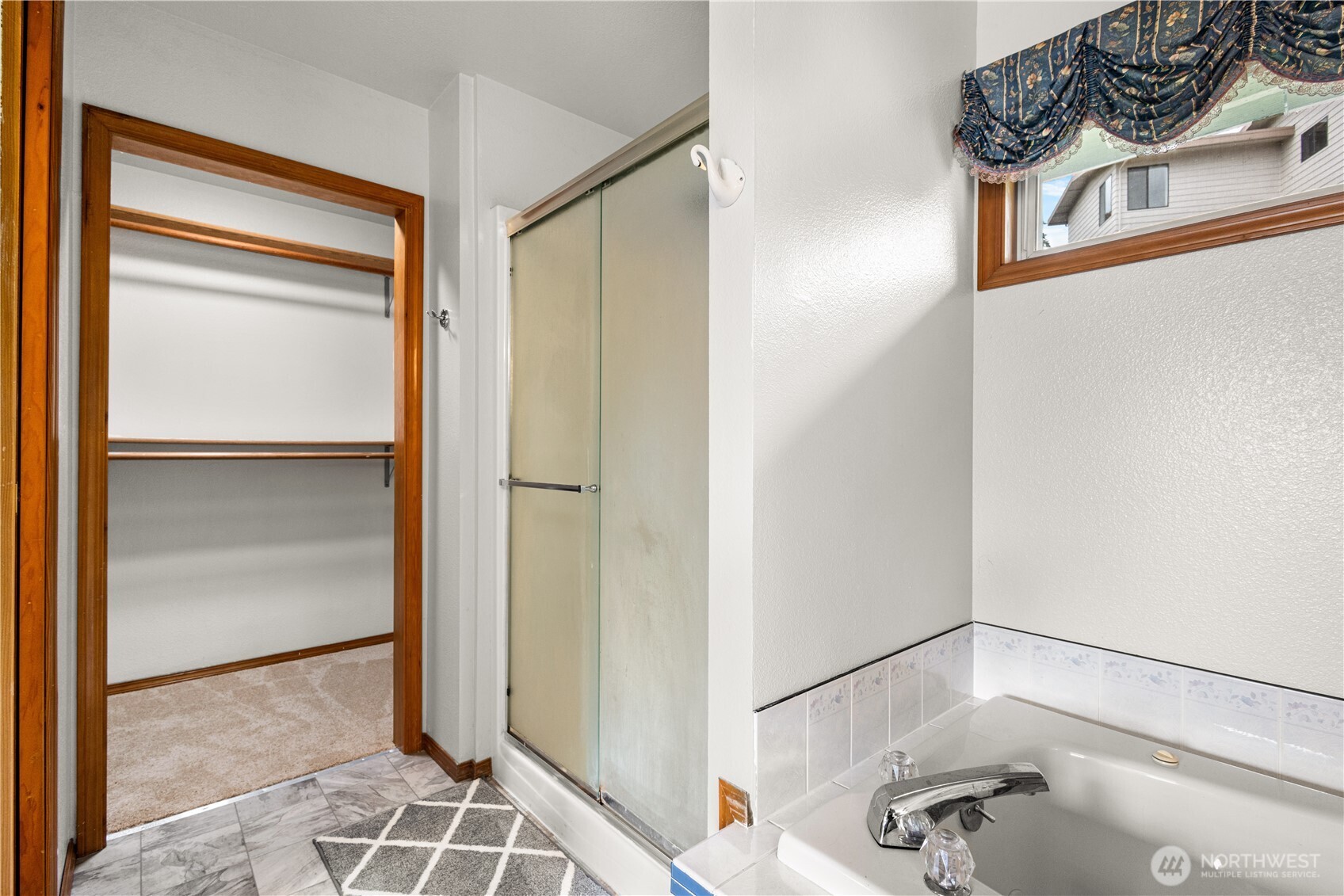 25219 43rd Place Property Photo 22