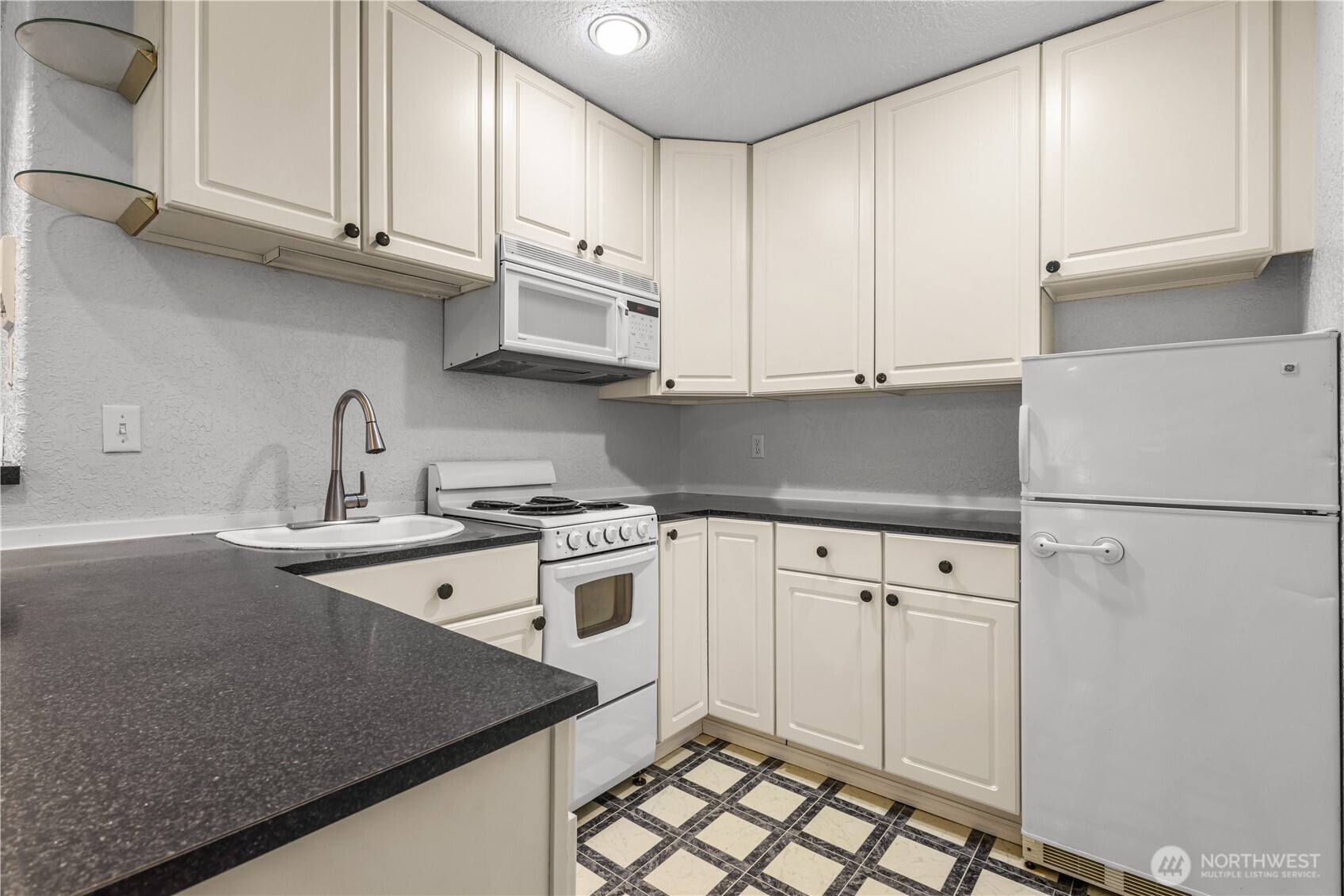 25219 43rd Place Property Photo 30