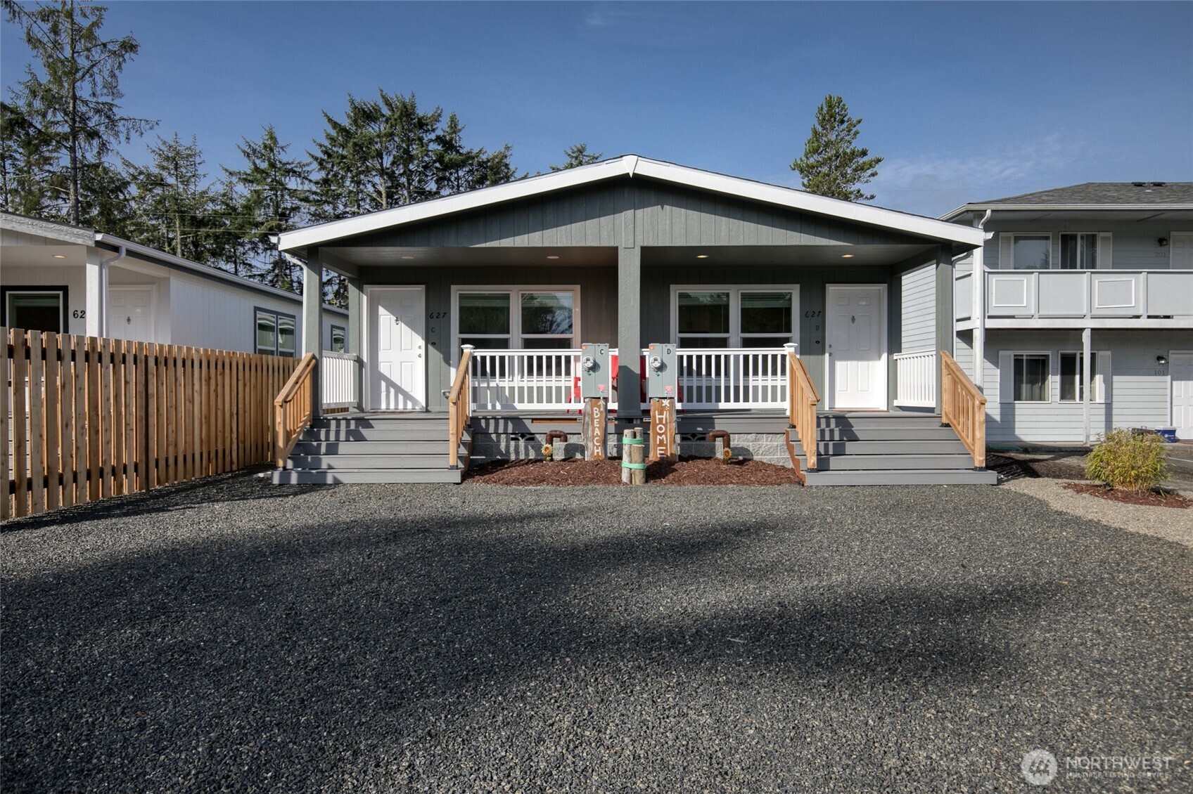 627 -D Sunset Avenue Property Photo 1